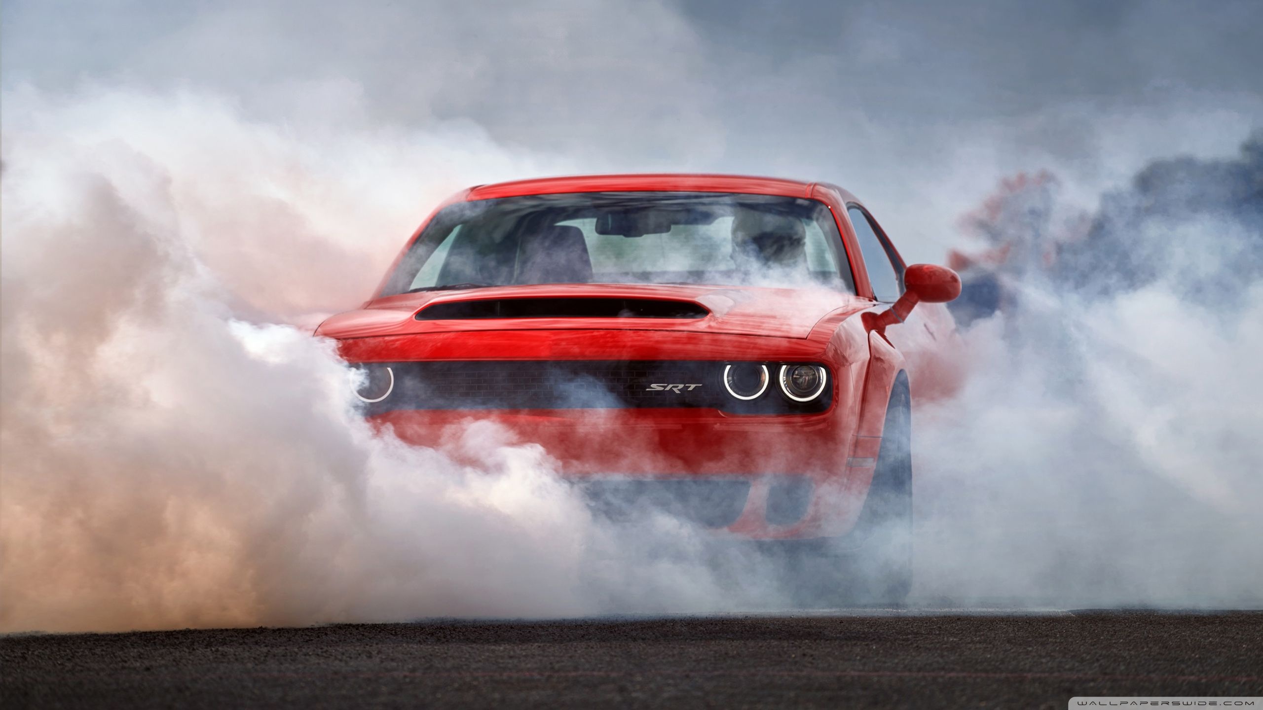 Car Dust Smoke Dodge Challenger SRT Dodge Challenger Hellcat Burnout Muscle Car Red Cars 2560x1440