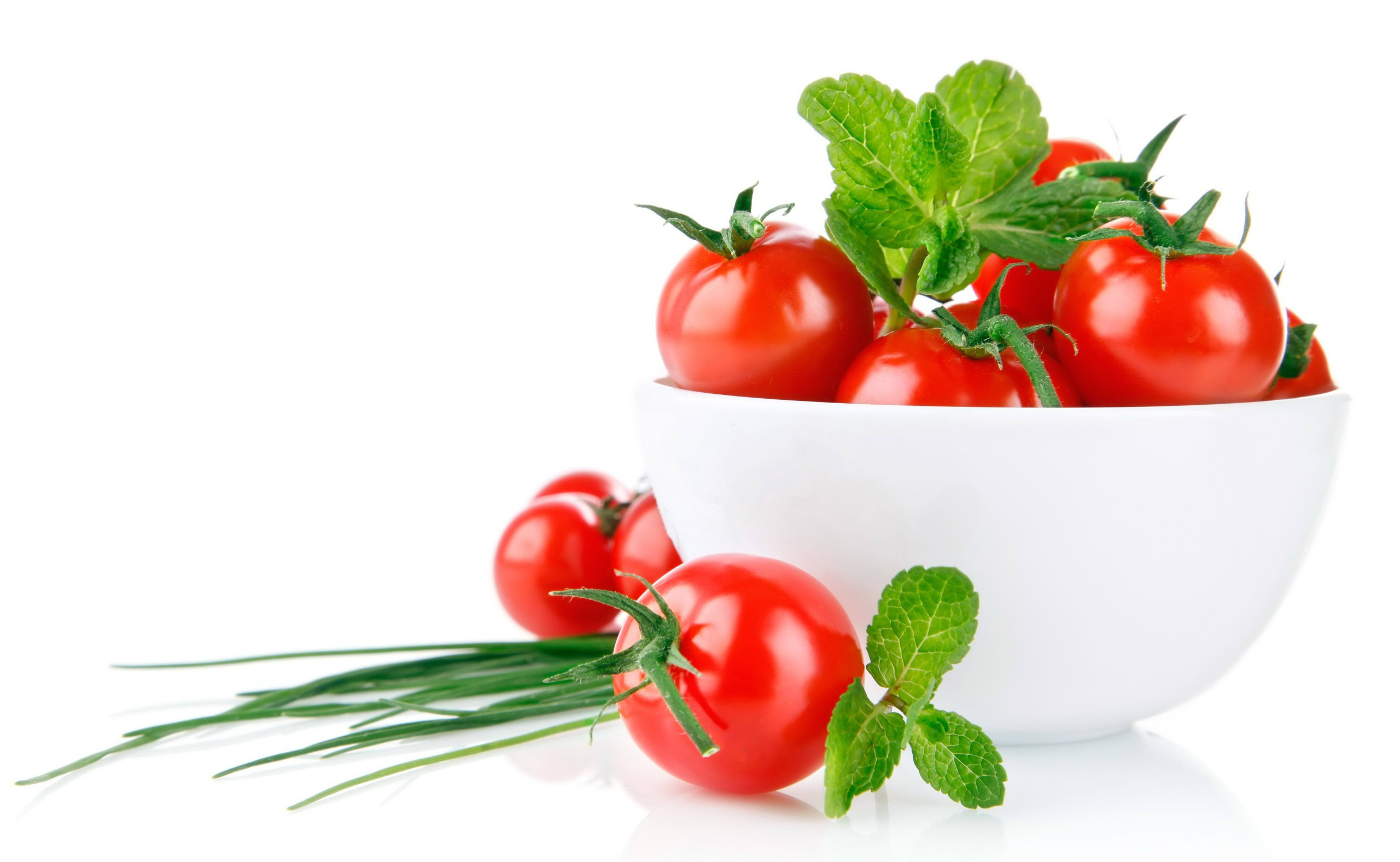 Simple Background White Background Tomatoes Bowls Food 2560x1576