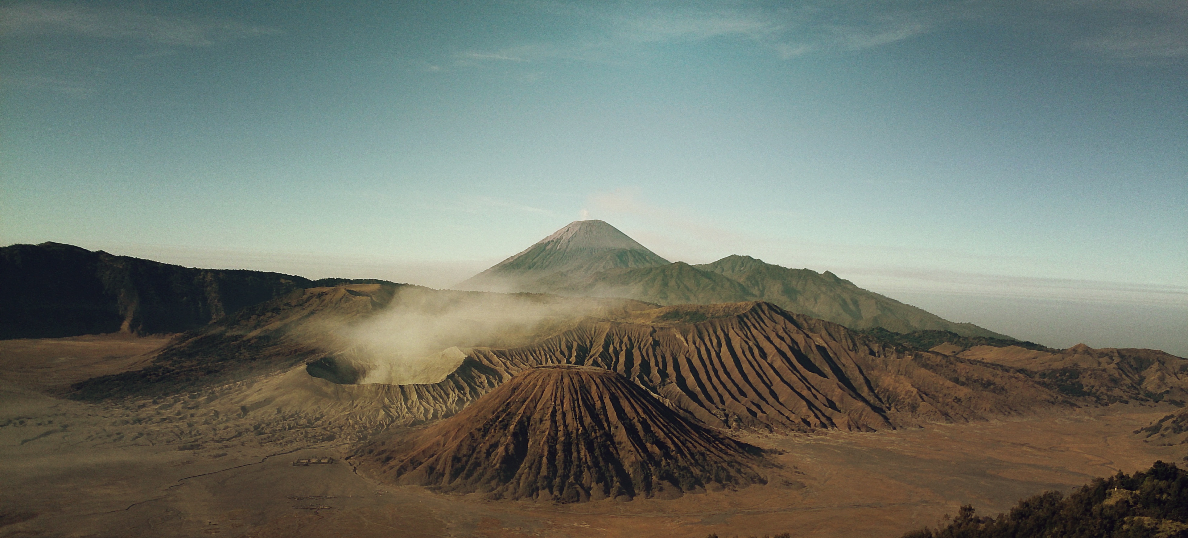 Volcano Indonesia Mountain 3920x1776