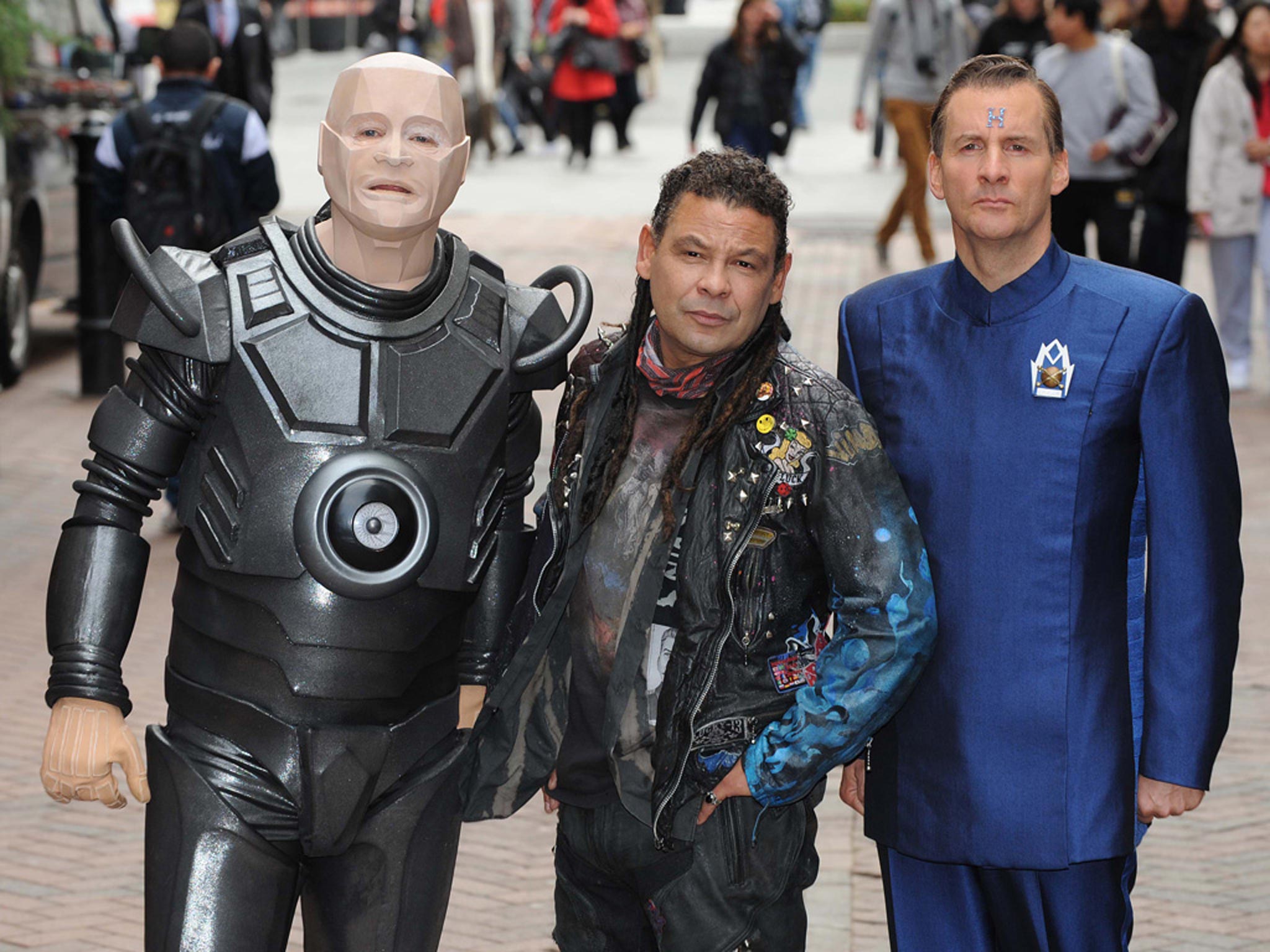 Red Dwarf TV Show Cast 2048x1536