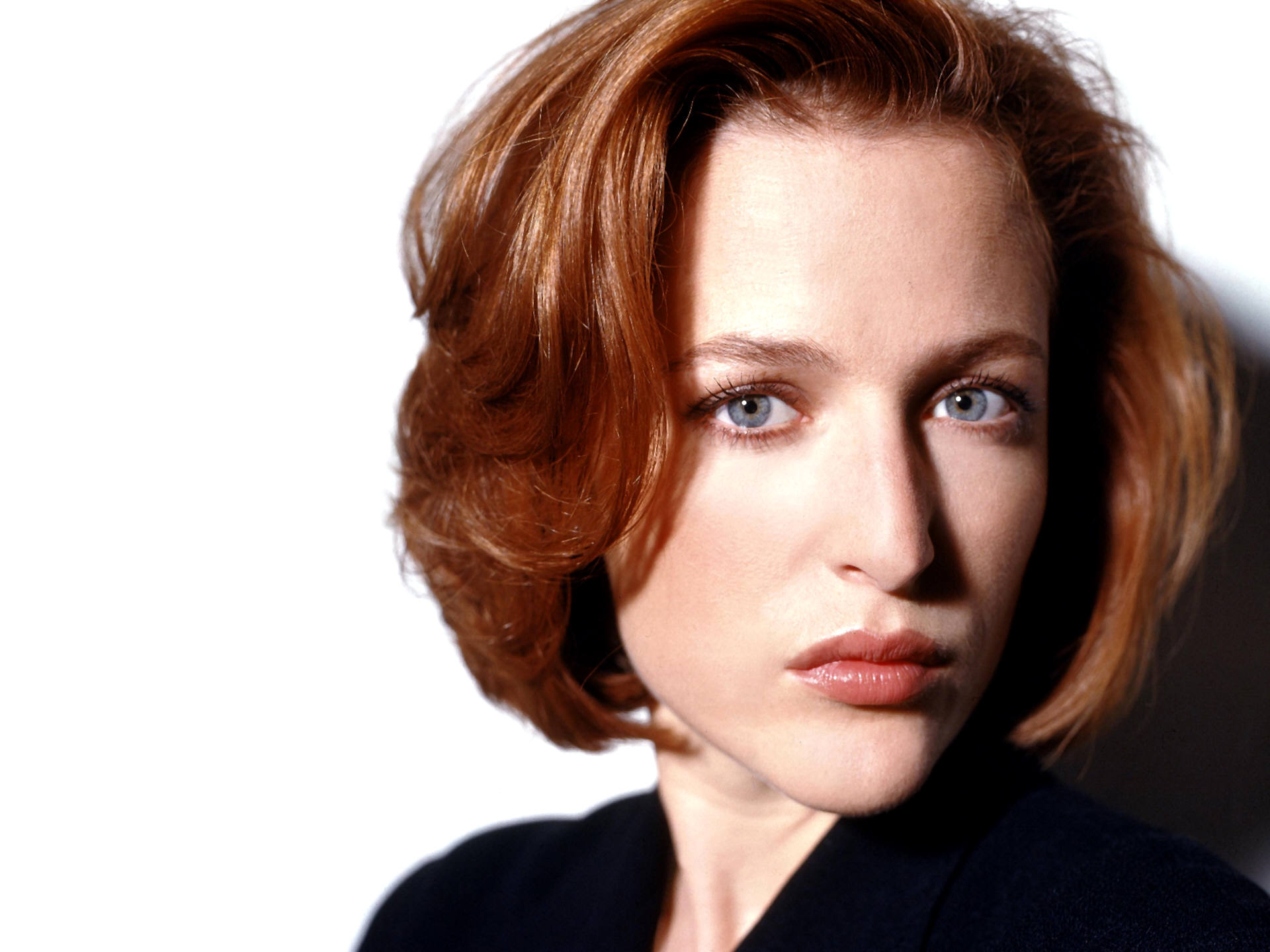 Gillian Anderson 1920x1440