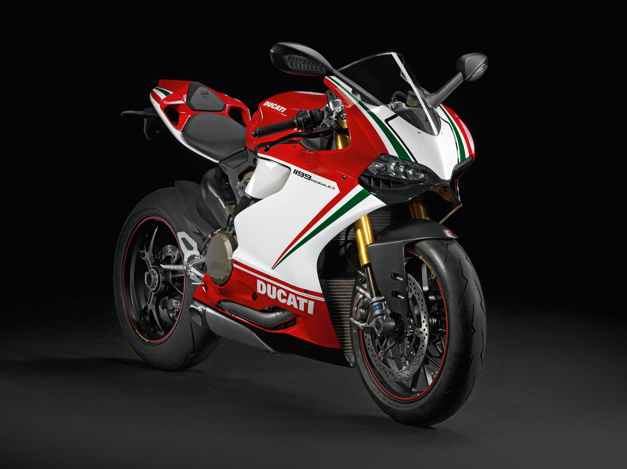 Motorcycle Ducati Ducati 1199 Panigale 1199 2000x1497