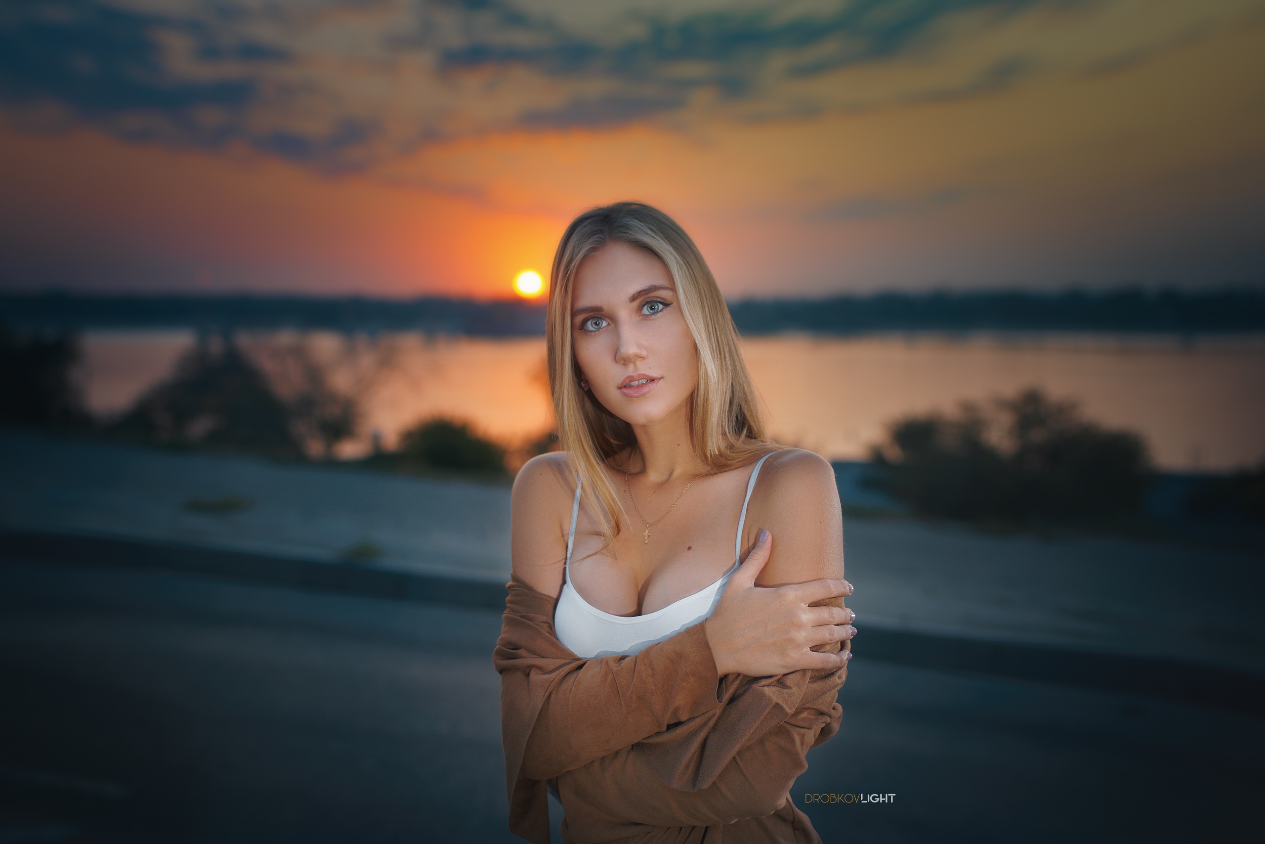 Women Model Blonde Portrait Alexander Drobkov Anastasia Women Outdoors Tank Top Arms Crossed 2560x1707