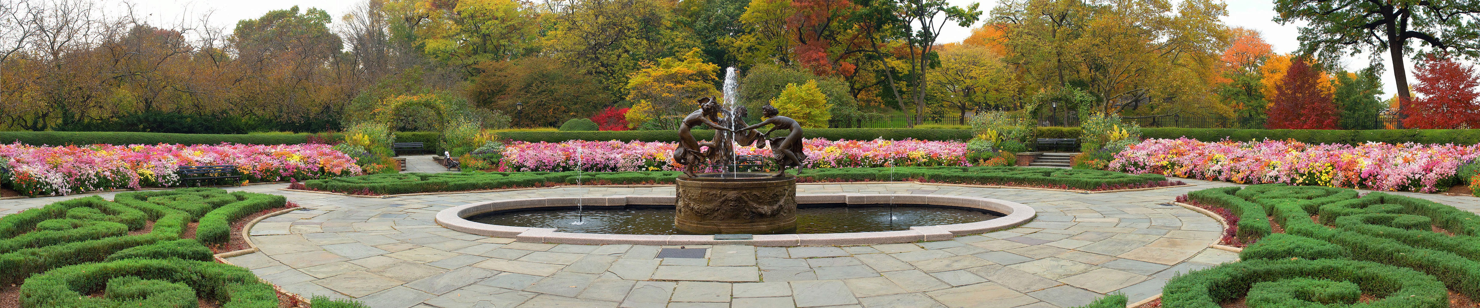 New York City Triple Screen Park Fountain Flowers Cobblestone 5760x1200