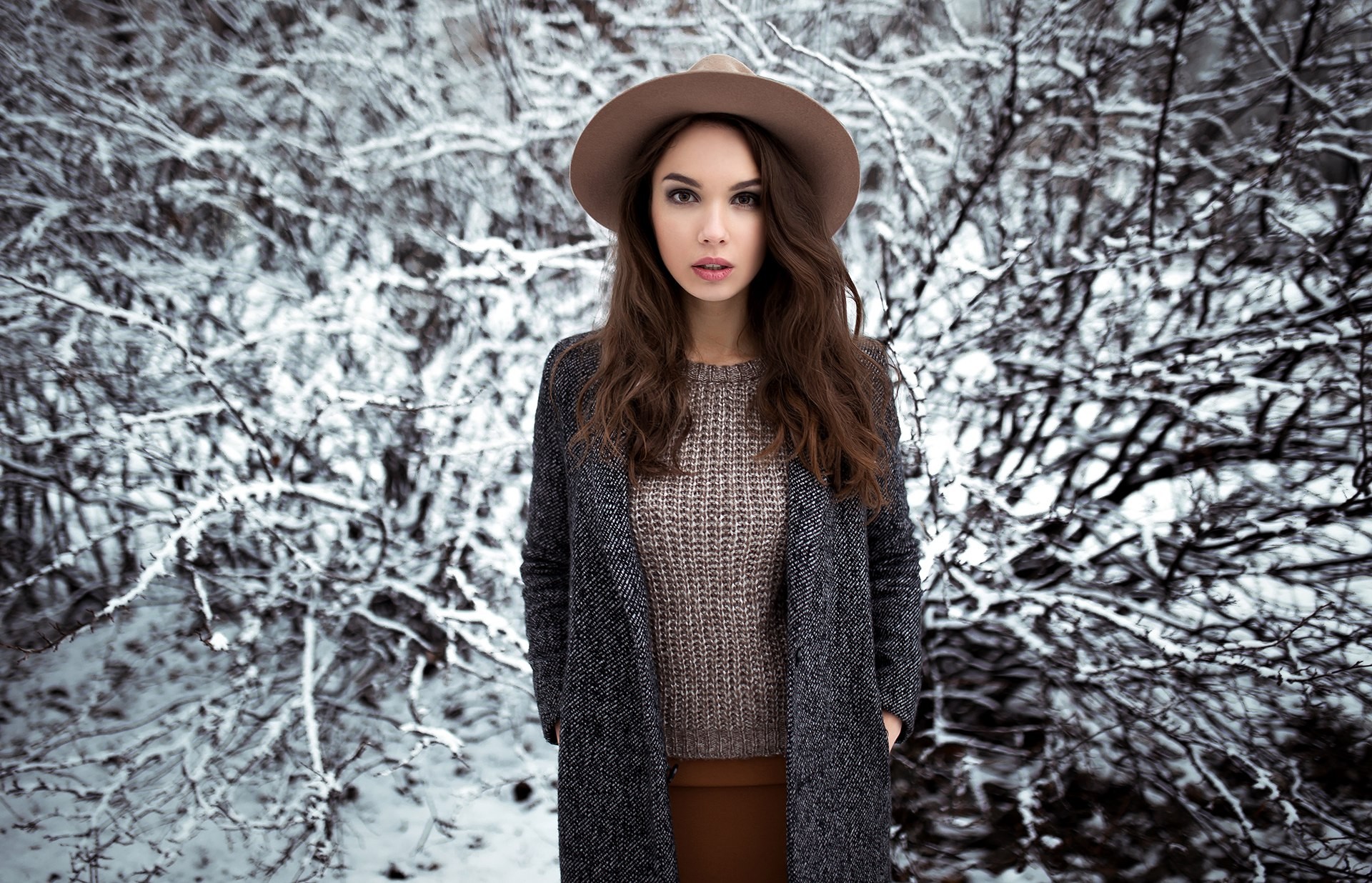 Women Portrait Hat Snow Depth Of Field Sweater Grey Coat Coats Looking At Viewer Open Mouth Brunette 1920x1236