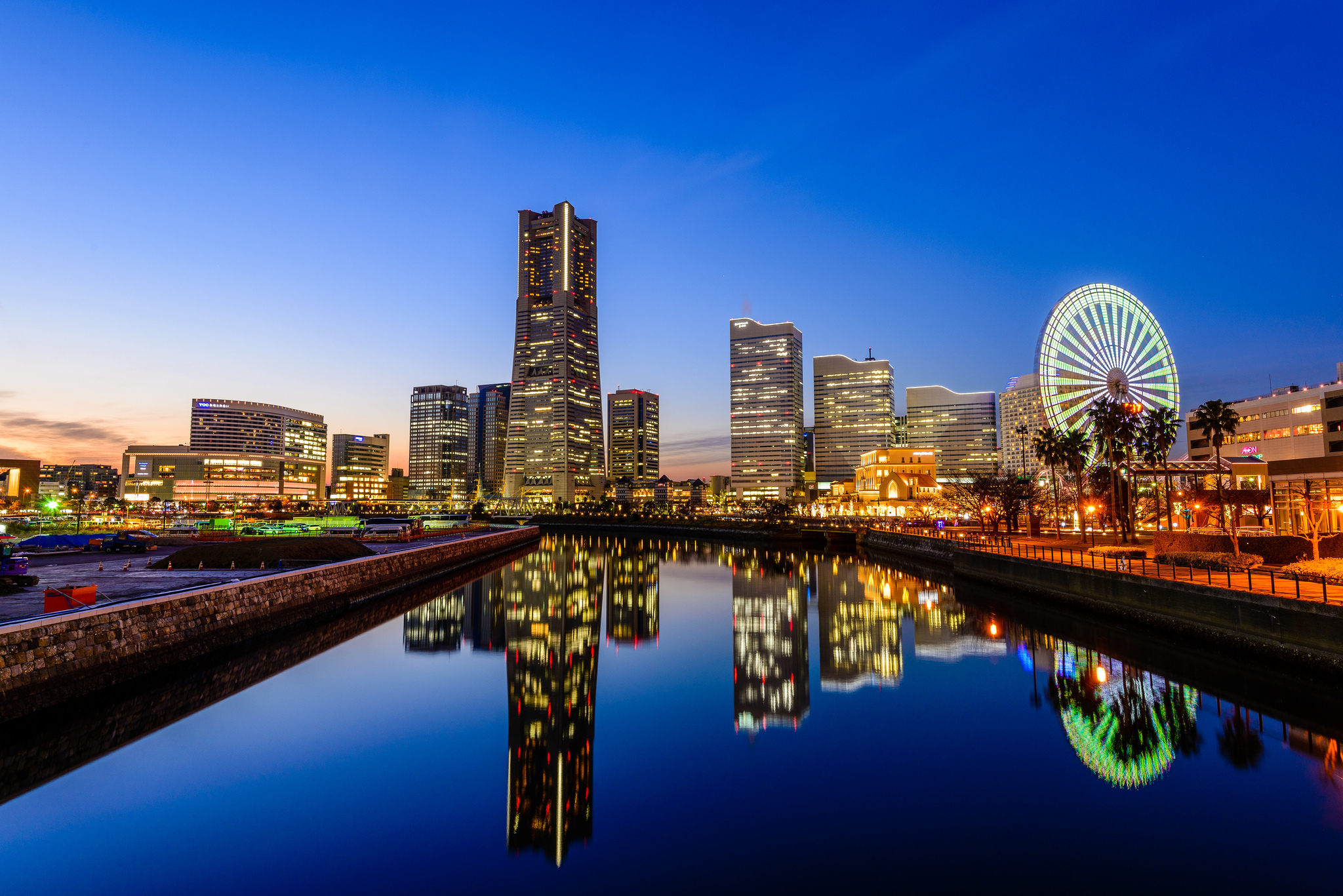 Yokohama Reflection Japan Ferris Wheel Building City Skyscraper Light 2048x1367