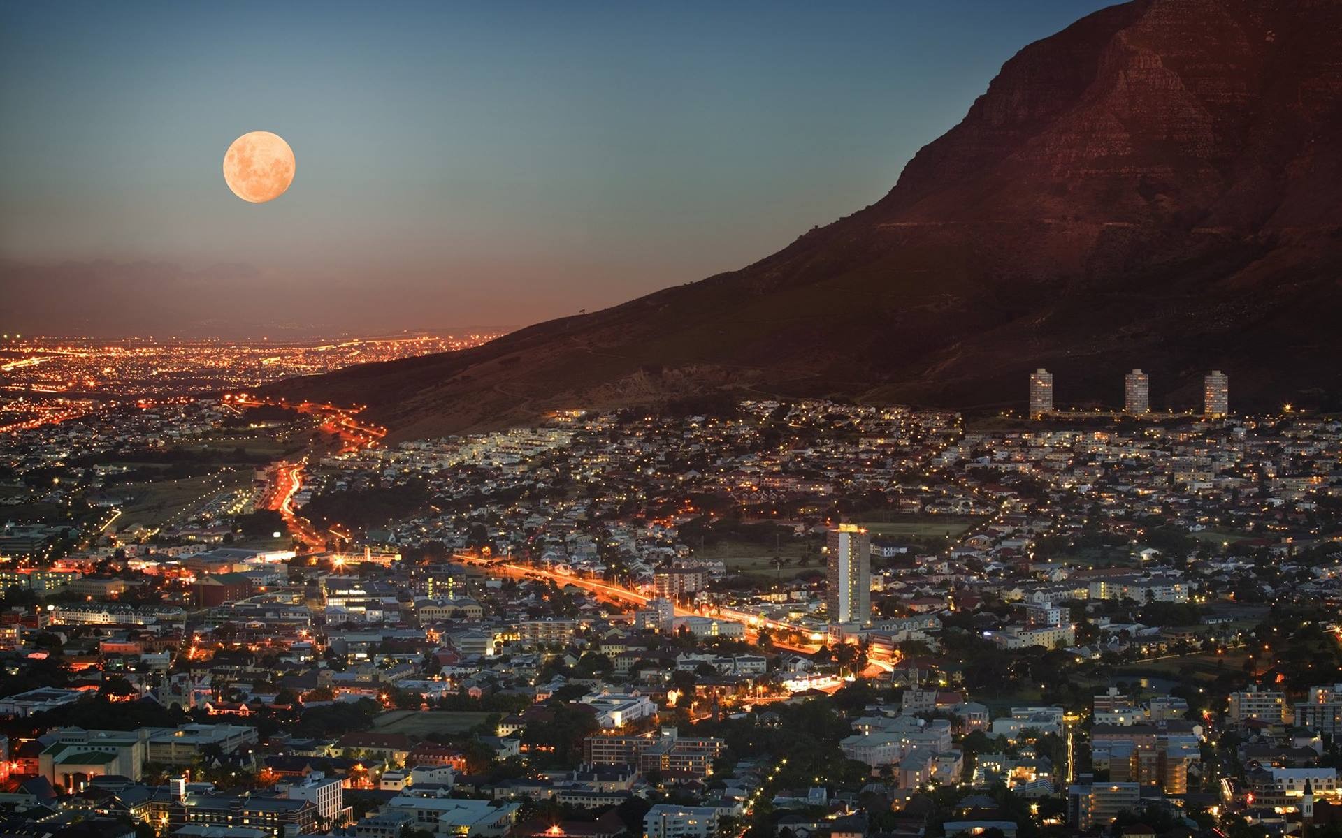 Moon Mountains City Cape Town 3 Disa Towers 1920x1200