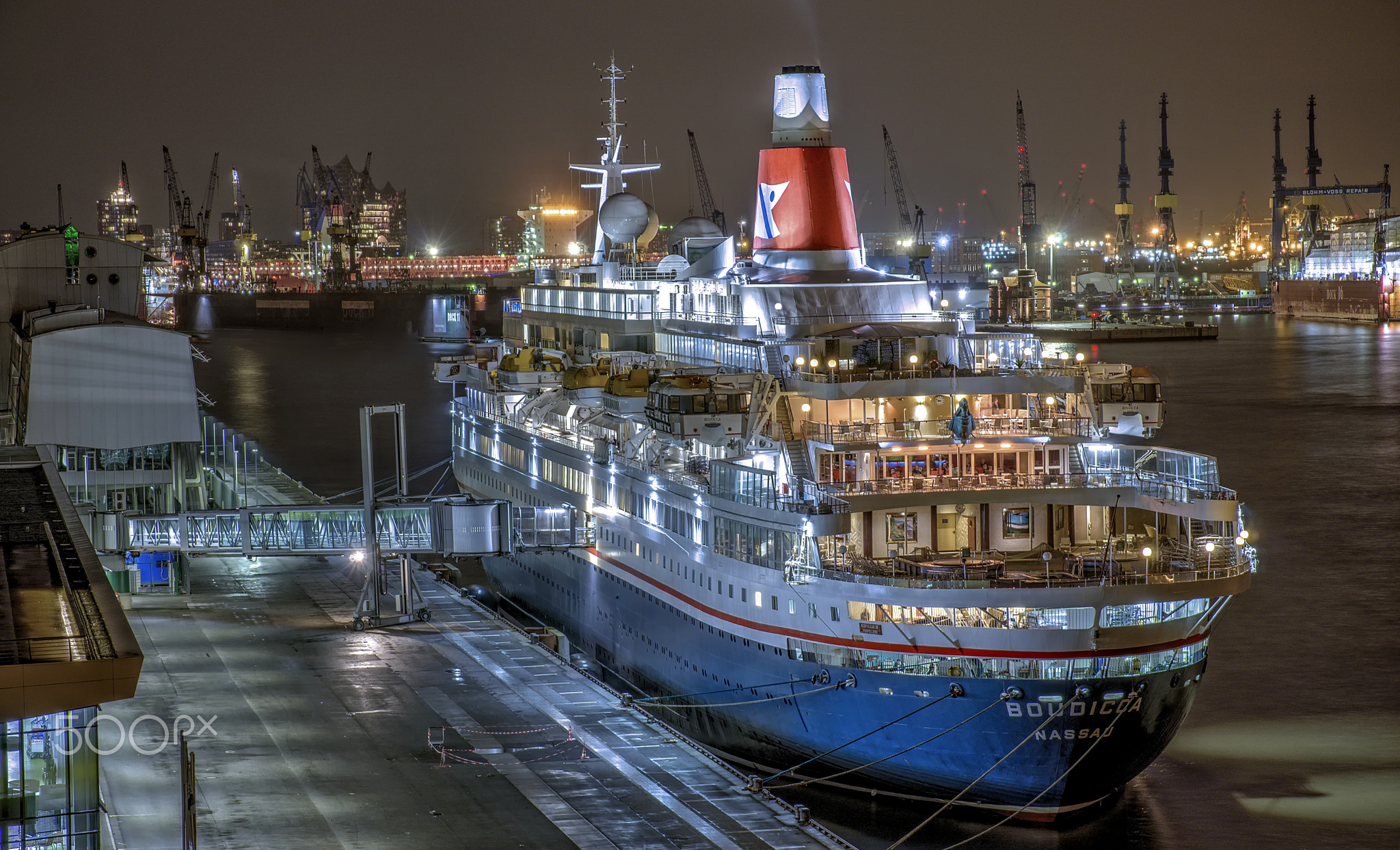 500px Nassau Ship Vehicle 2048x1244