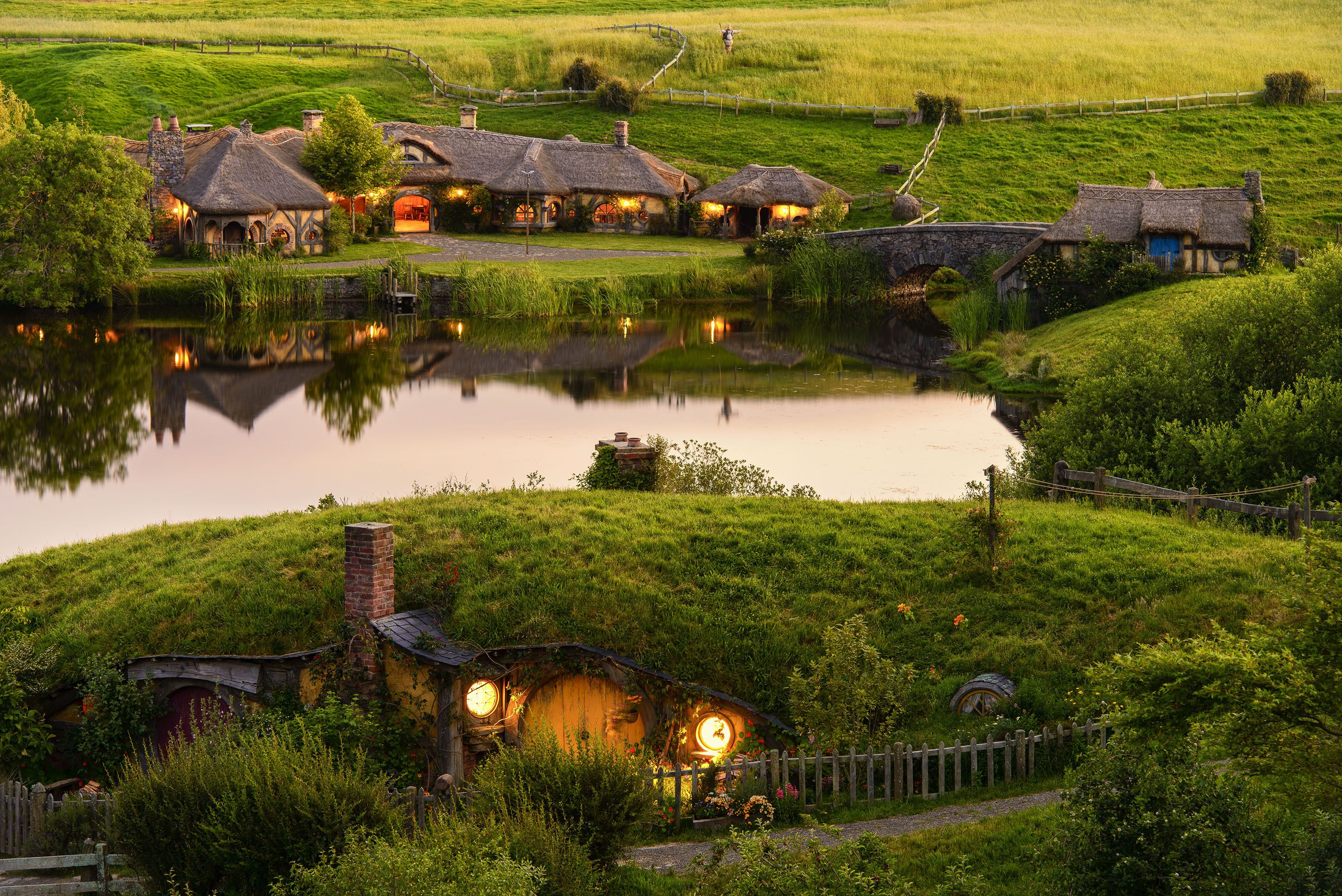 Man Made Hobbiton 2953x1971