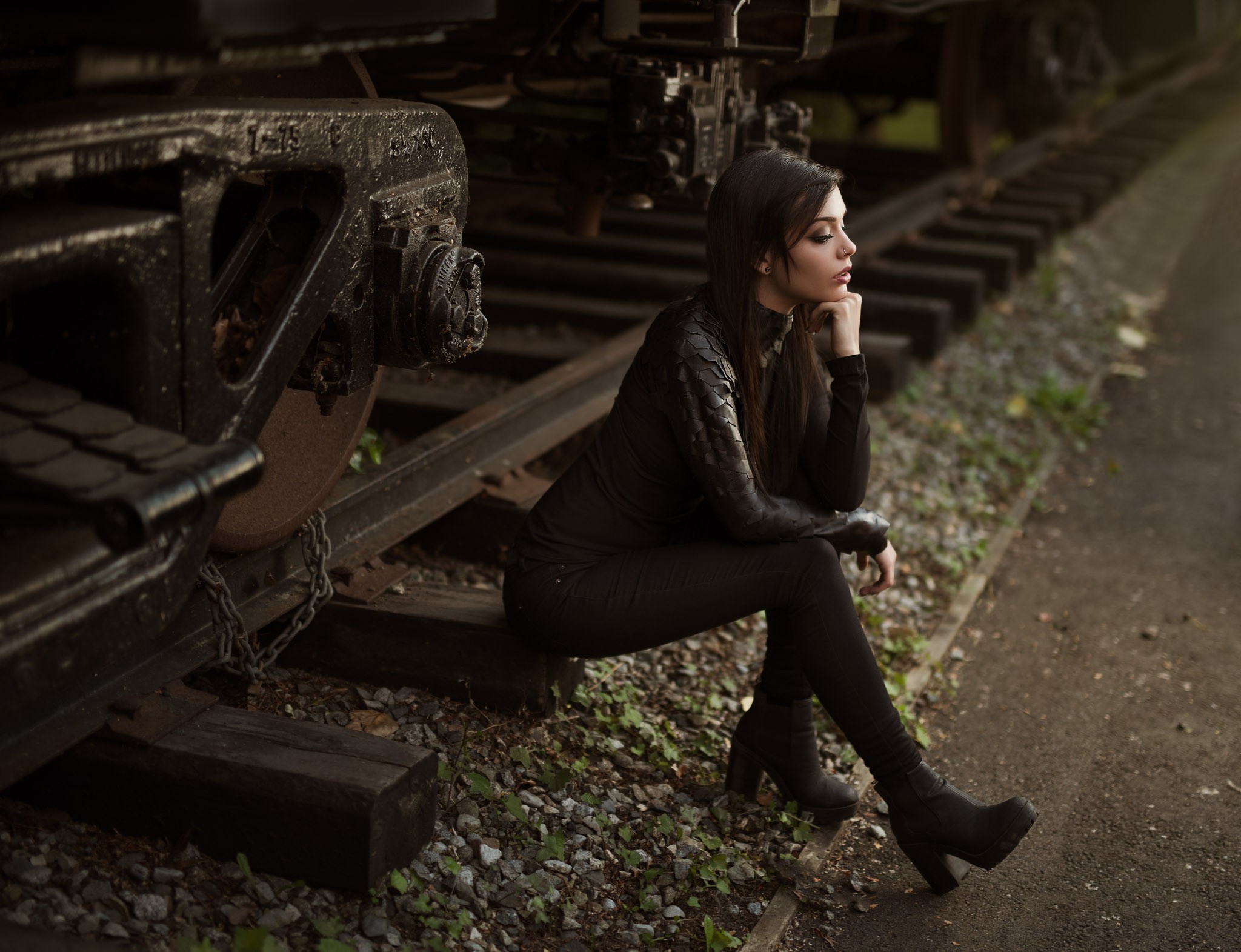 Women Sitting Portrait Black Clothing Pants Railway Kyle Cong 2048x1571