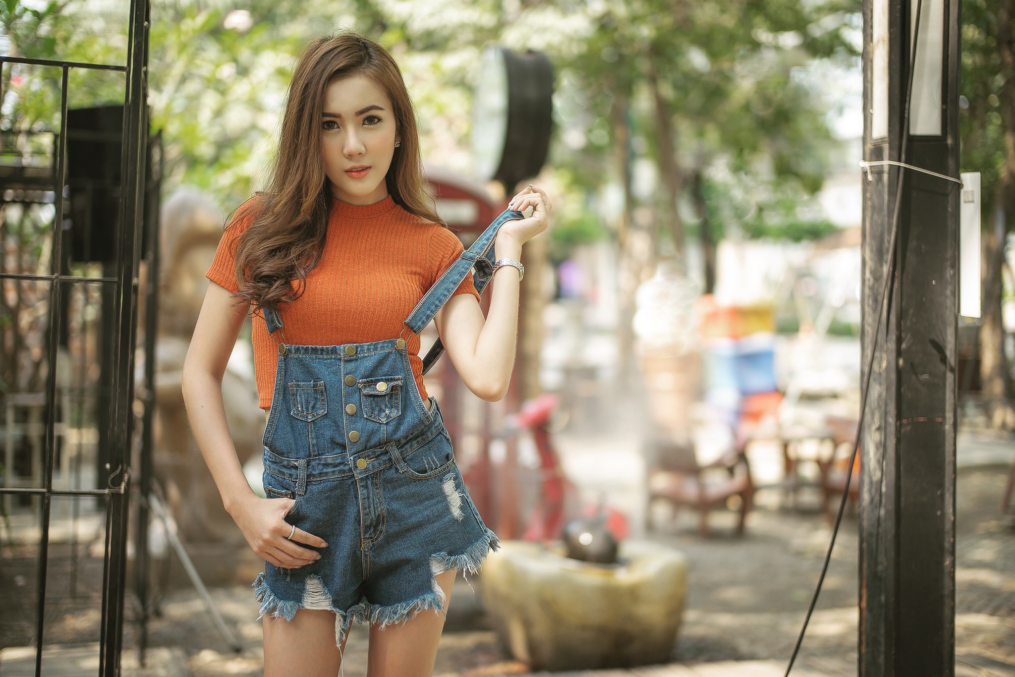 Skinny Overalls Orange Tops Brunette Looking At Viewer Women Outdoors Portrait 2048x1366