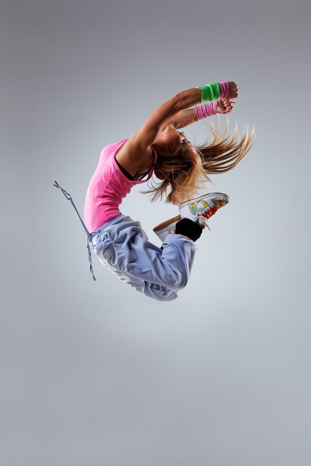 Dancing Breakdance Dancer Women Blonde Jumping Pink Tops Sneakers 1067x1600