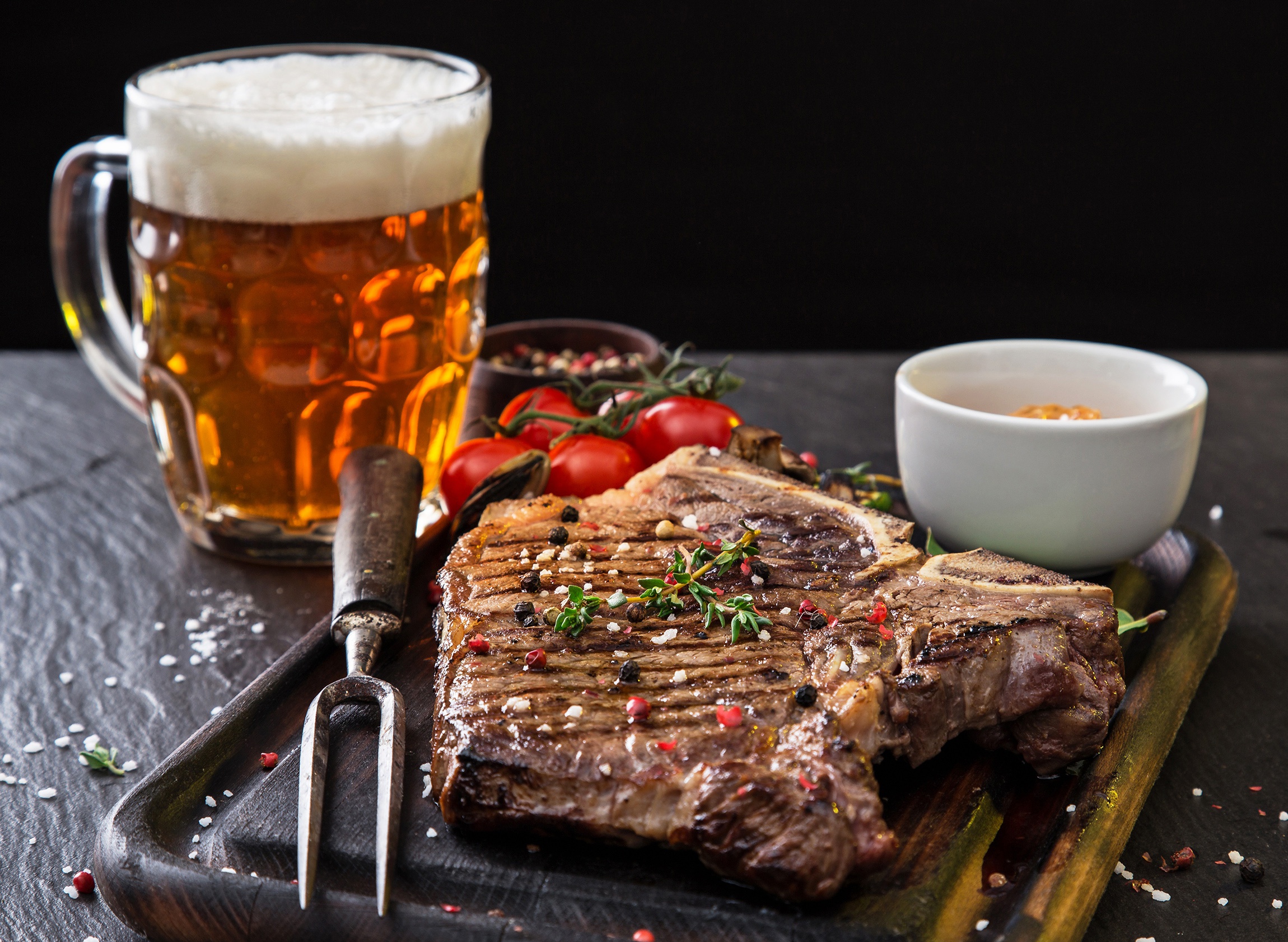 Beer Food Meat Steak Animals Cow Muscles Death Tomatoes Salt Black Pepper Spice Fork Cutting Board 2300x1682