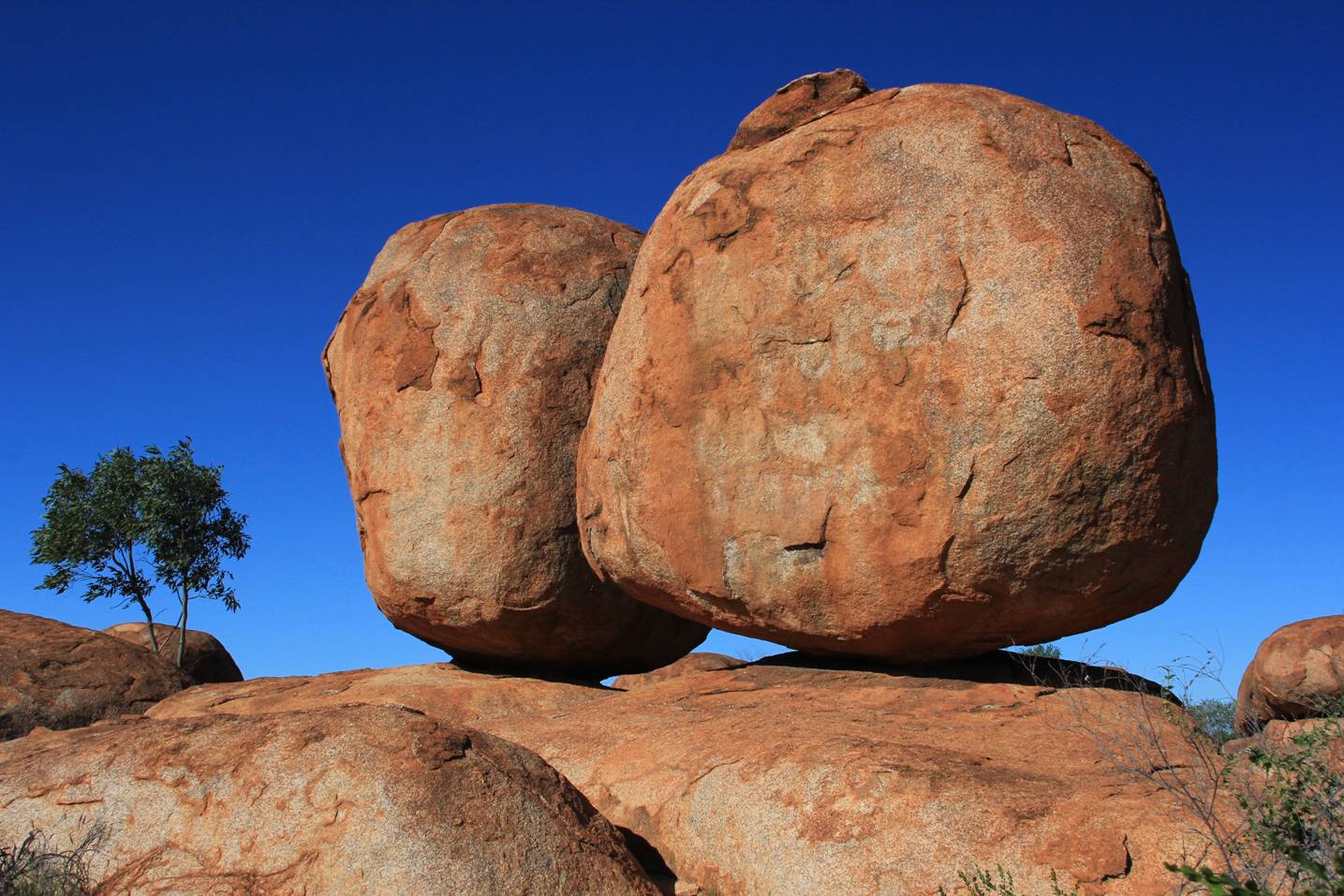 Earth Devils Marbles 1435x957