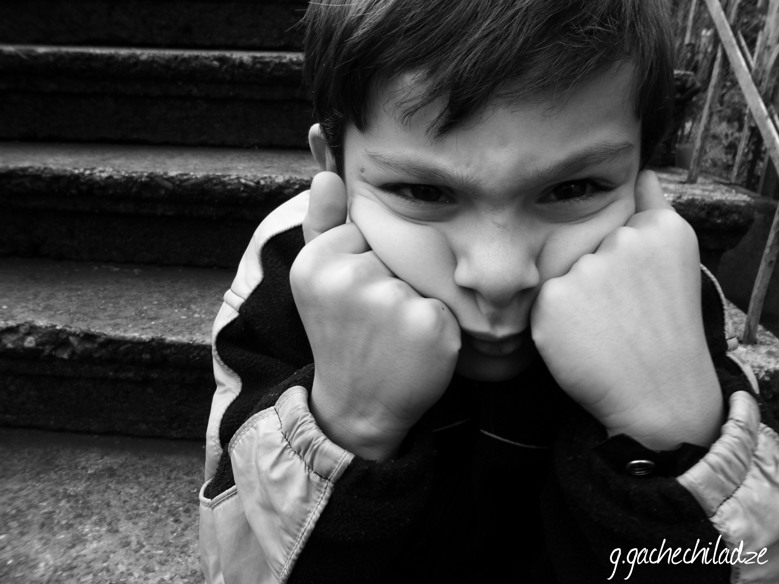 Monochrome Little Boy Children Face Angry 2592x1944