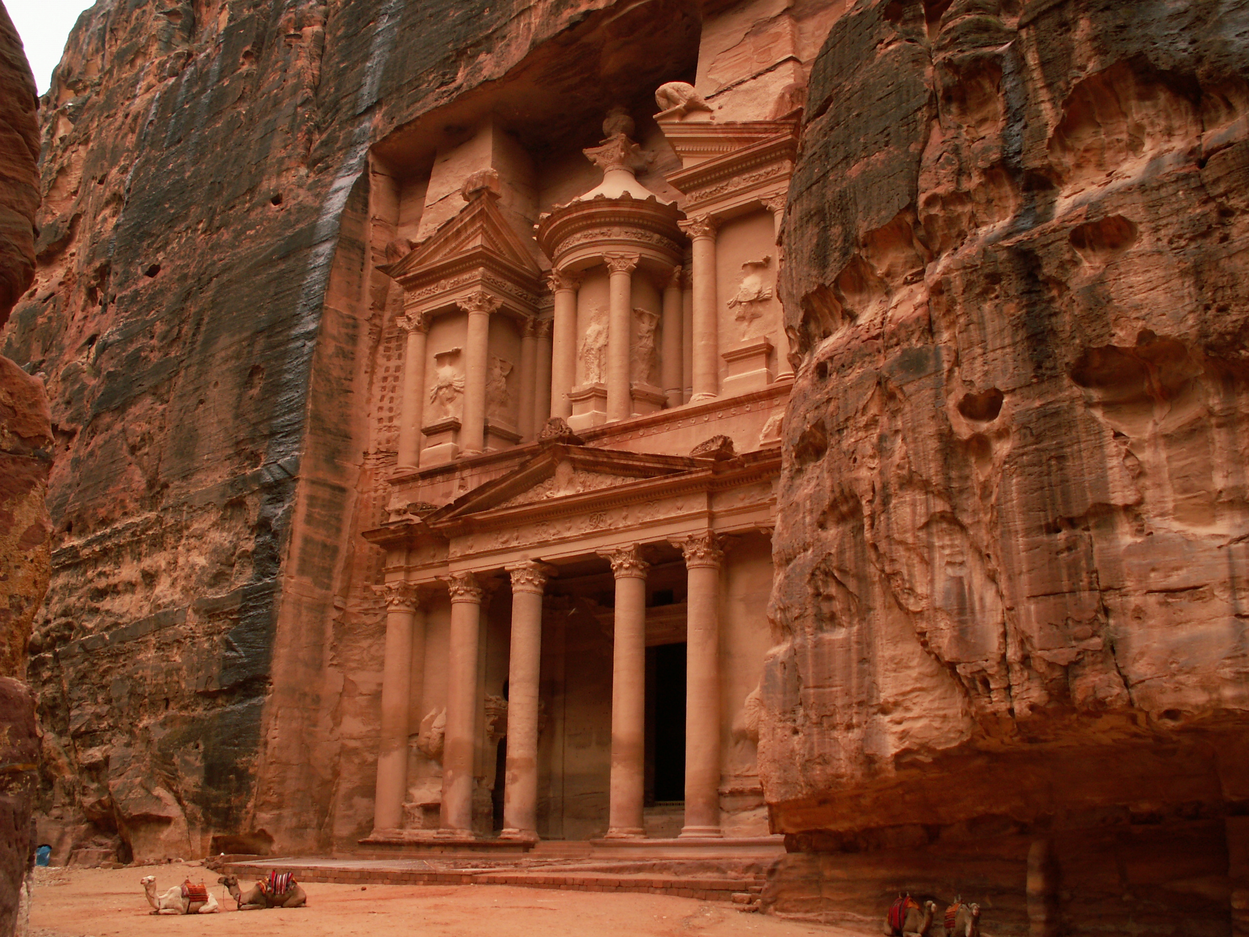 Man Made Petra 2560x1920