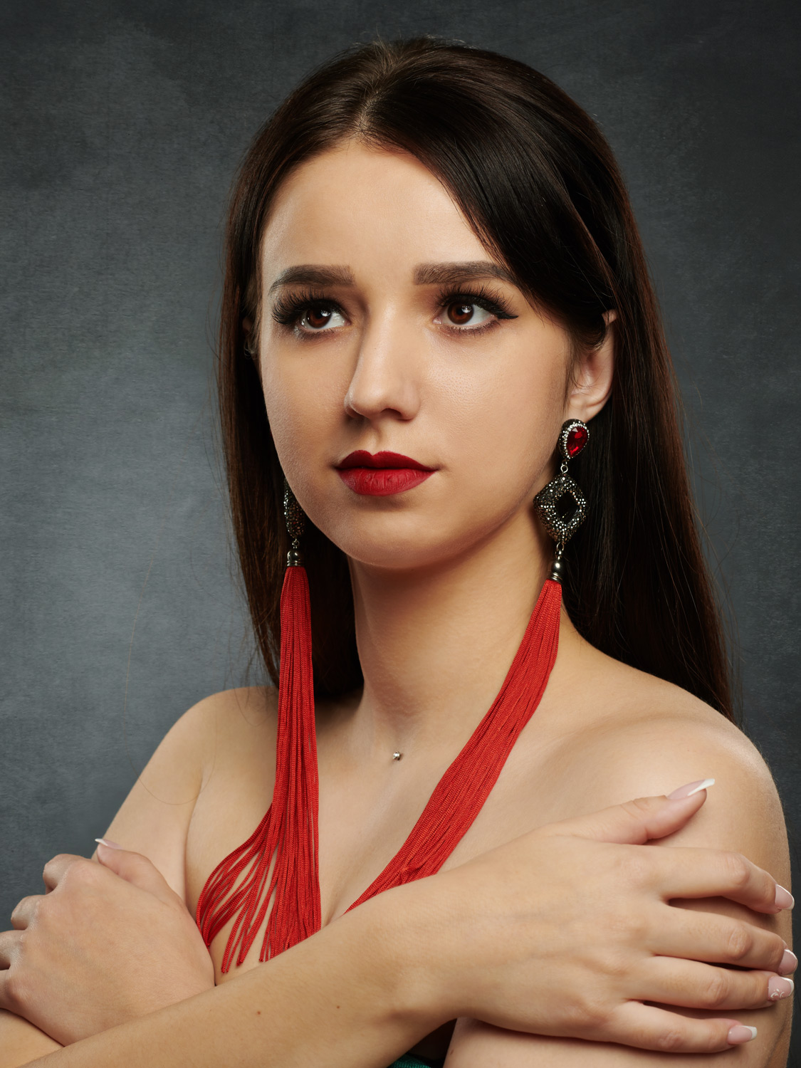 Women Makeup Gene Oryx Model Portrait Face Dark Hair Red Lipstick Women Indoors 1125x1500