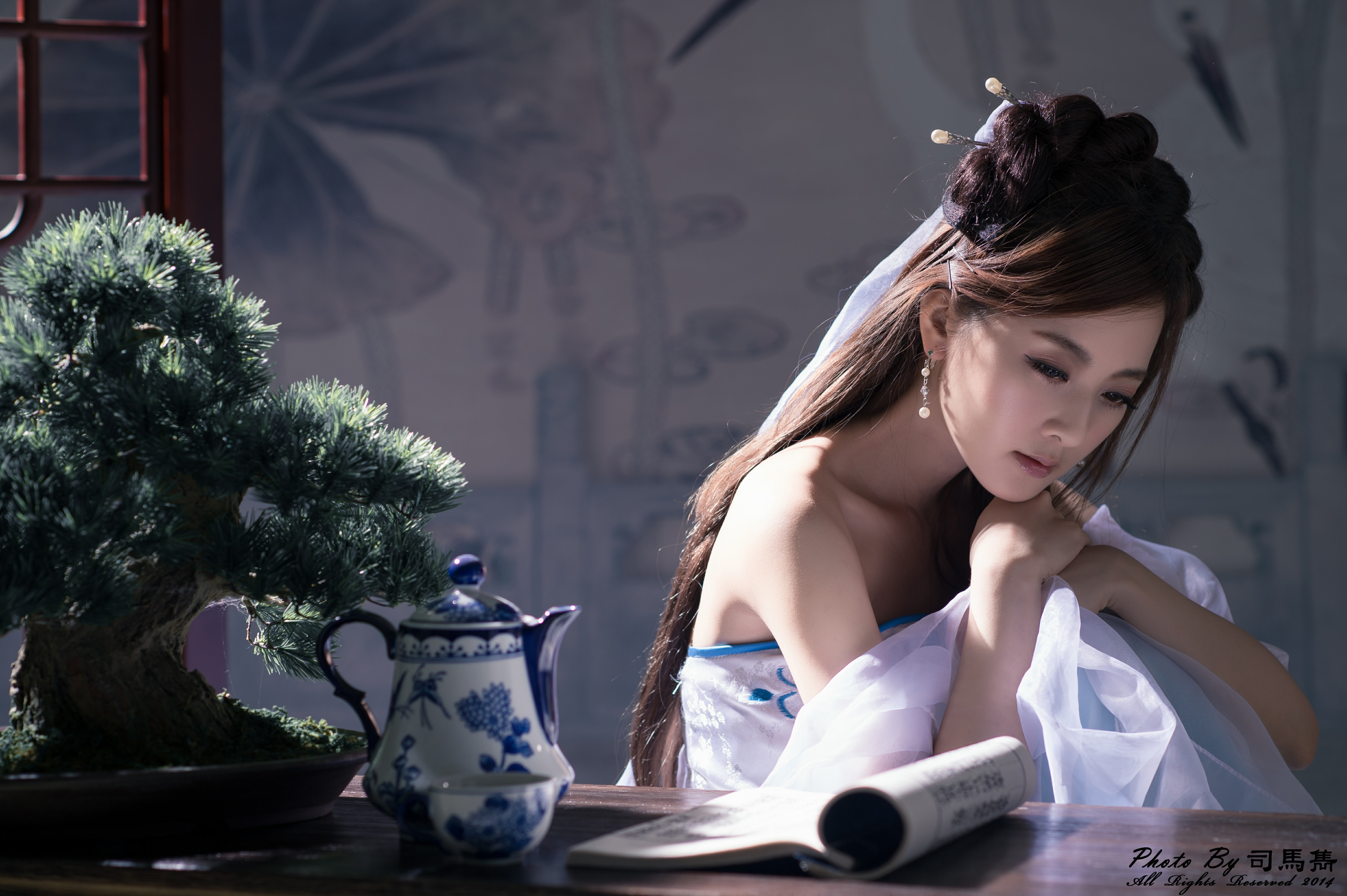 Mikako Zhang Kaijie Asian Taiwanese Chinese Hair Dress Hairpin Bonsai Tea Set 4928x3280