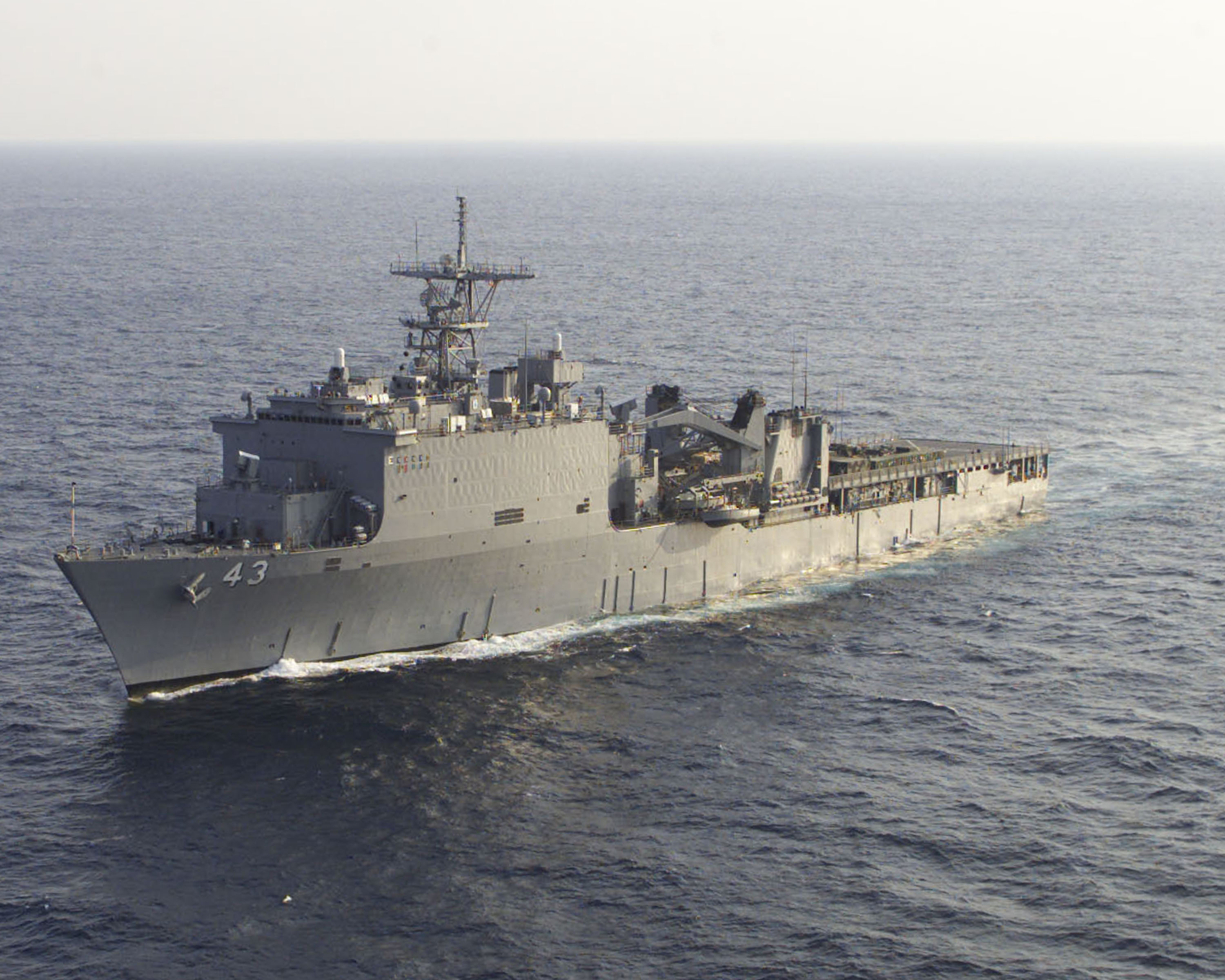 Dock Landing Ship USS Fort McHenry LSD 43 Warship 3000x2400