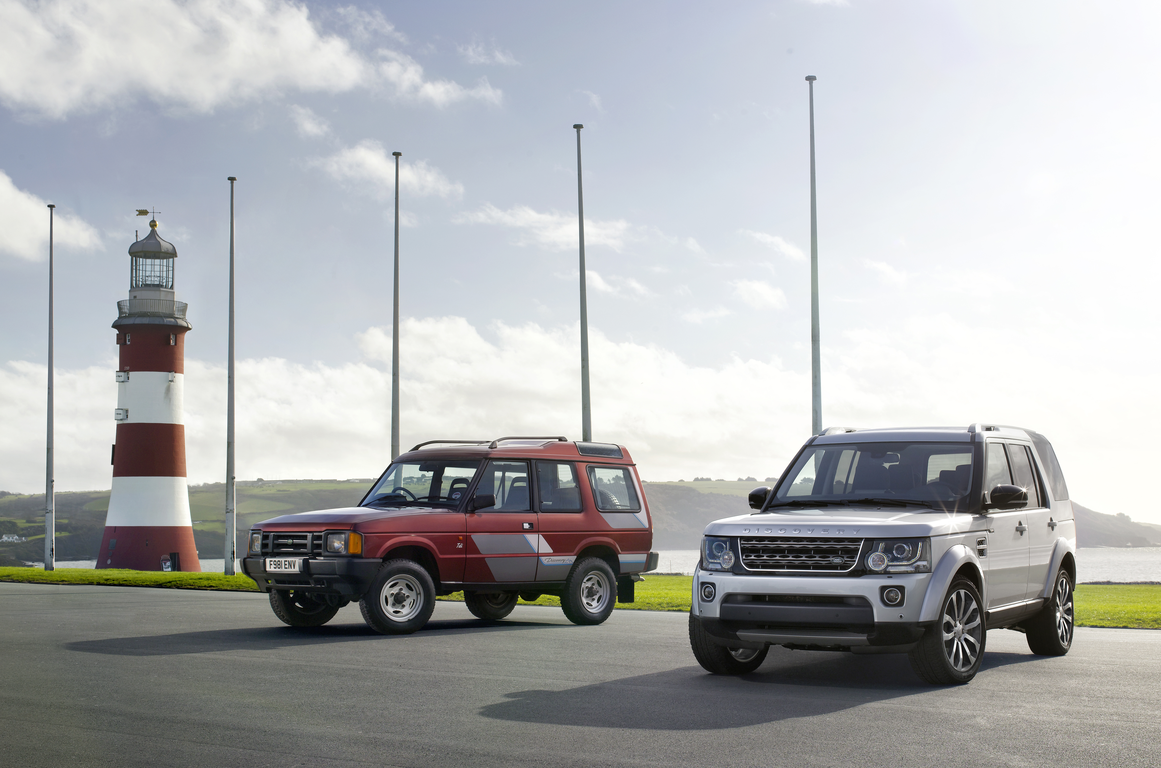 Vehicles Land Rover Discovery 4500x2978