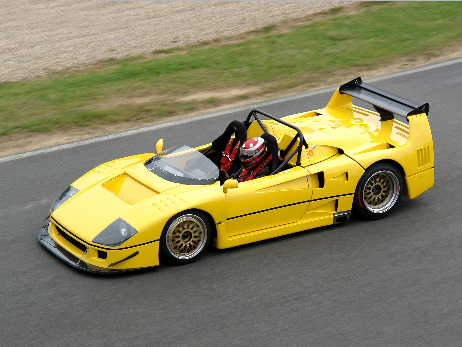 Ferrari F40 LM Barchetta Race Car Supercar Sport Car Yellow Car 1600x1200