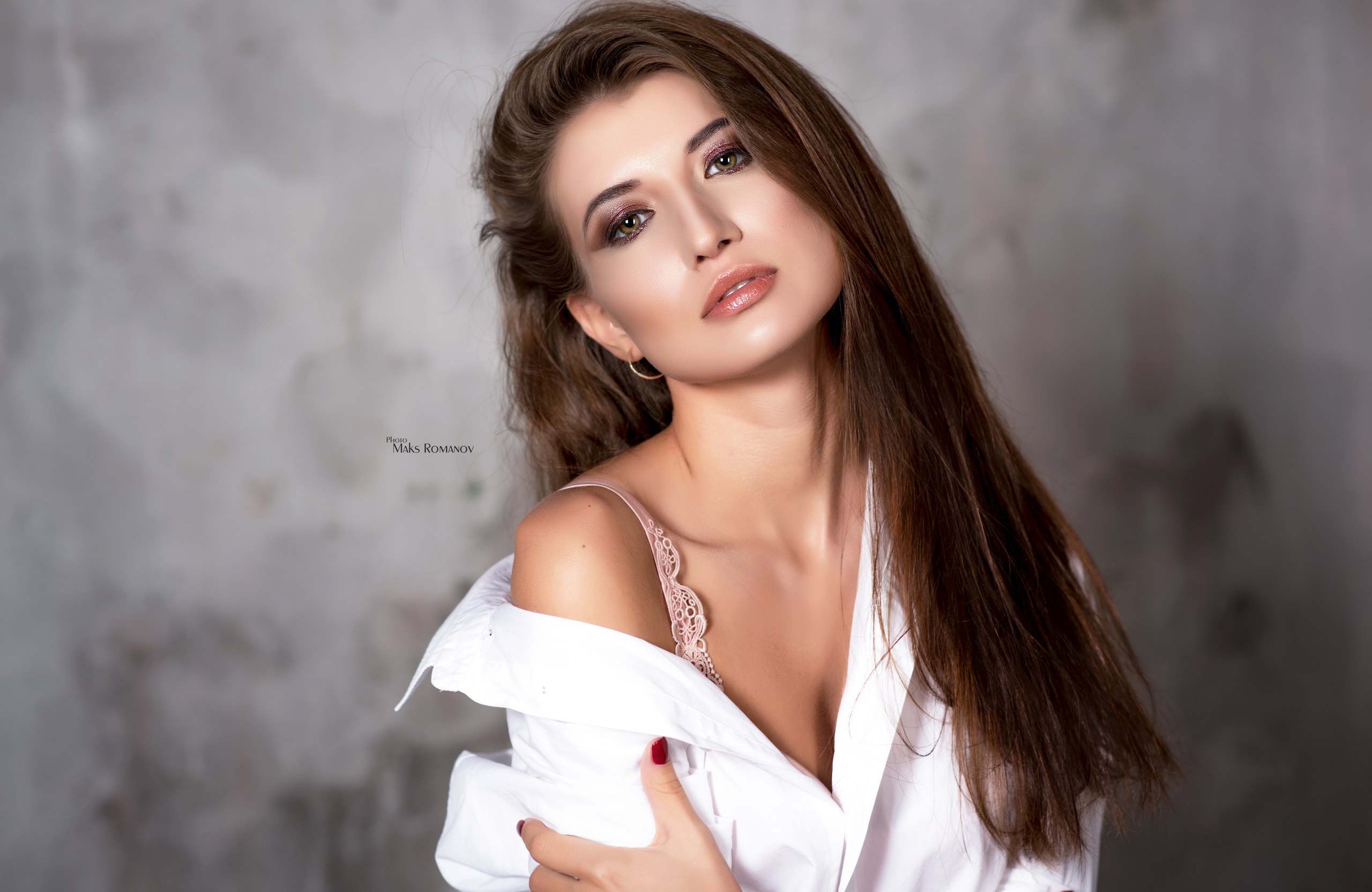 Women Maksim Romanov Portrait Red Nails Straight Hair Long Hair Brunette Looking At Viewer White Shi 2560x1664