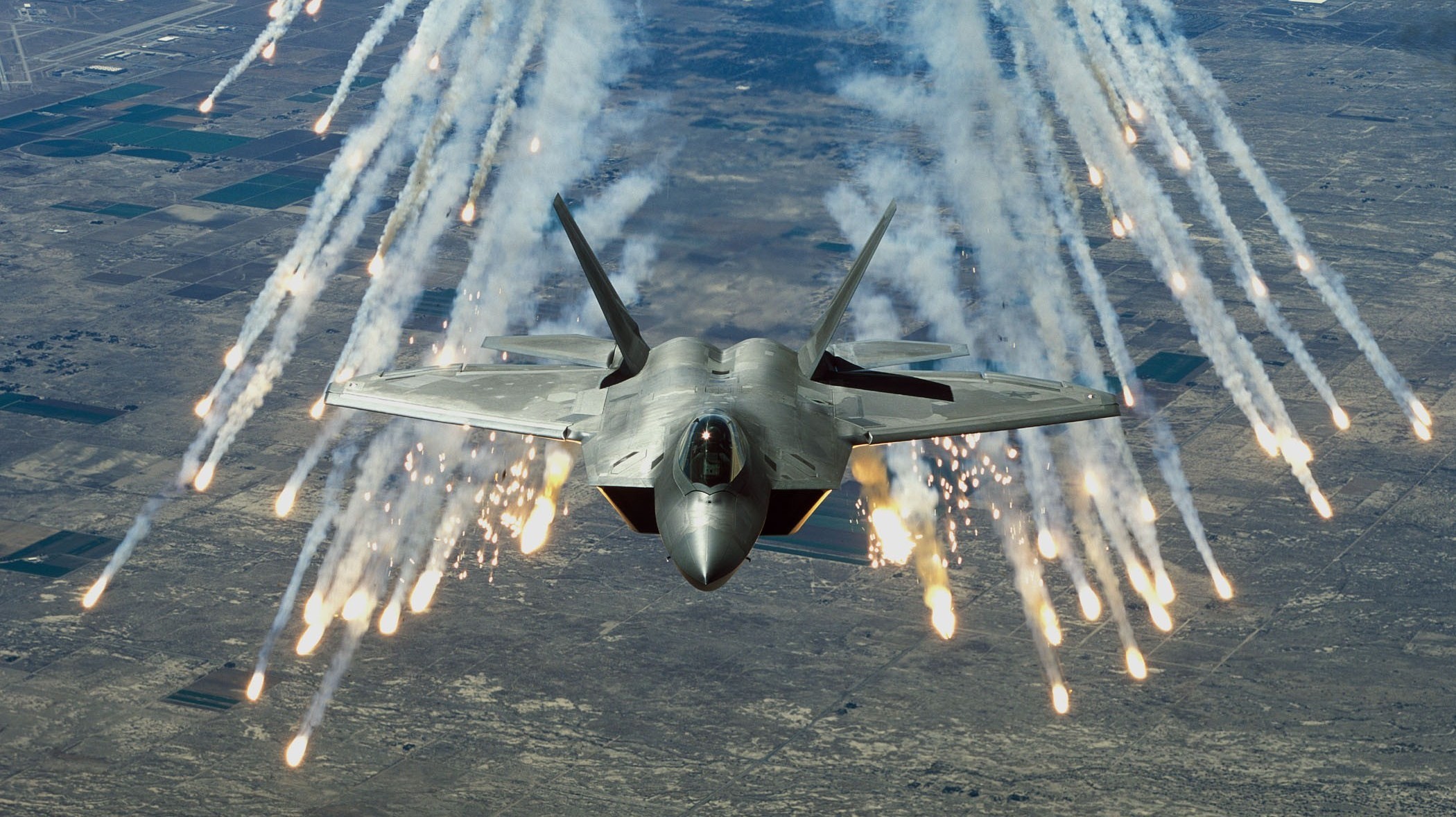 Jet Fighter Airplane Contrails F 22 Raptor Military 2100x1179