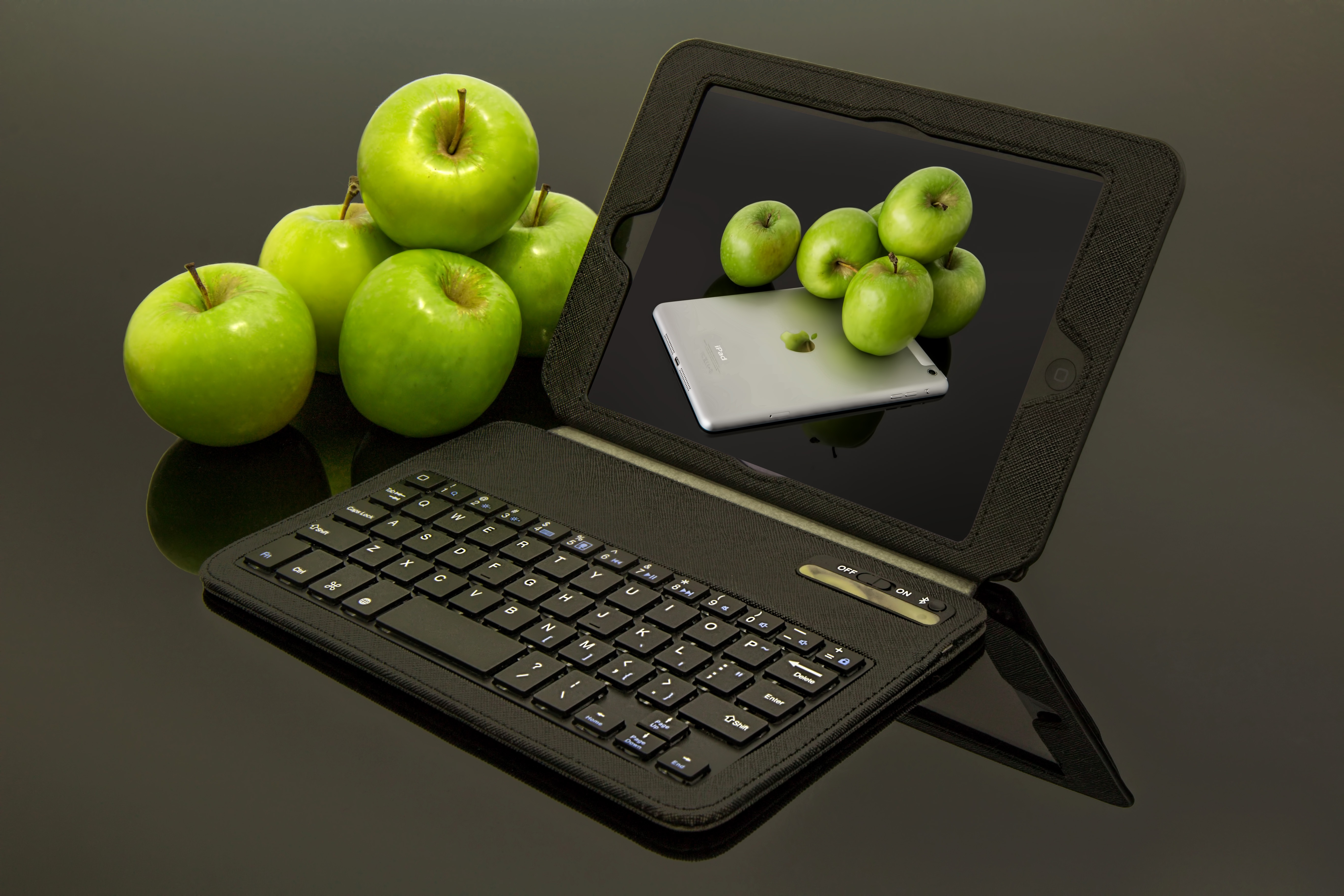 Apple Tablet Technology Ipad 5472x3648