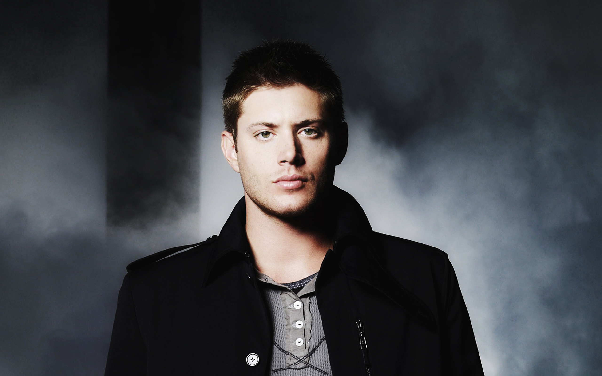 Jensen Ackles 2560x1600