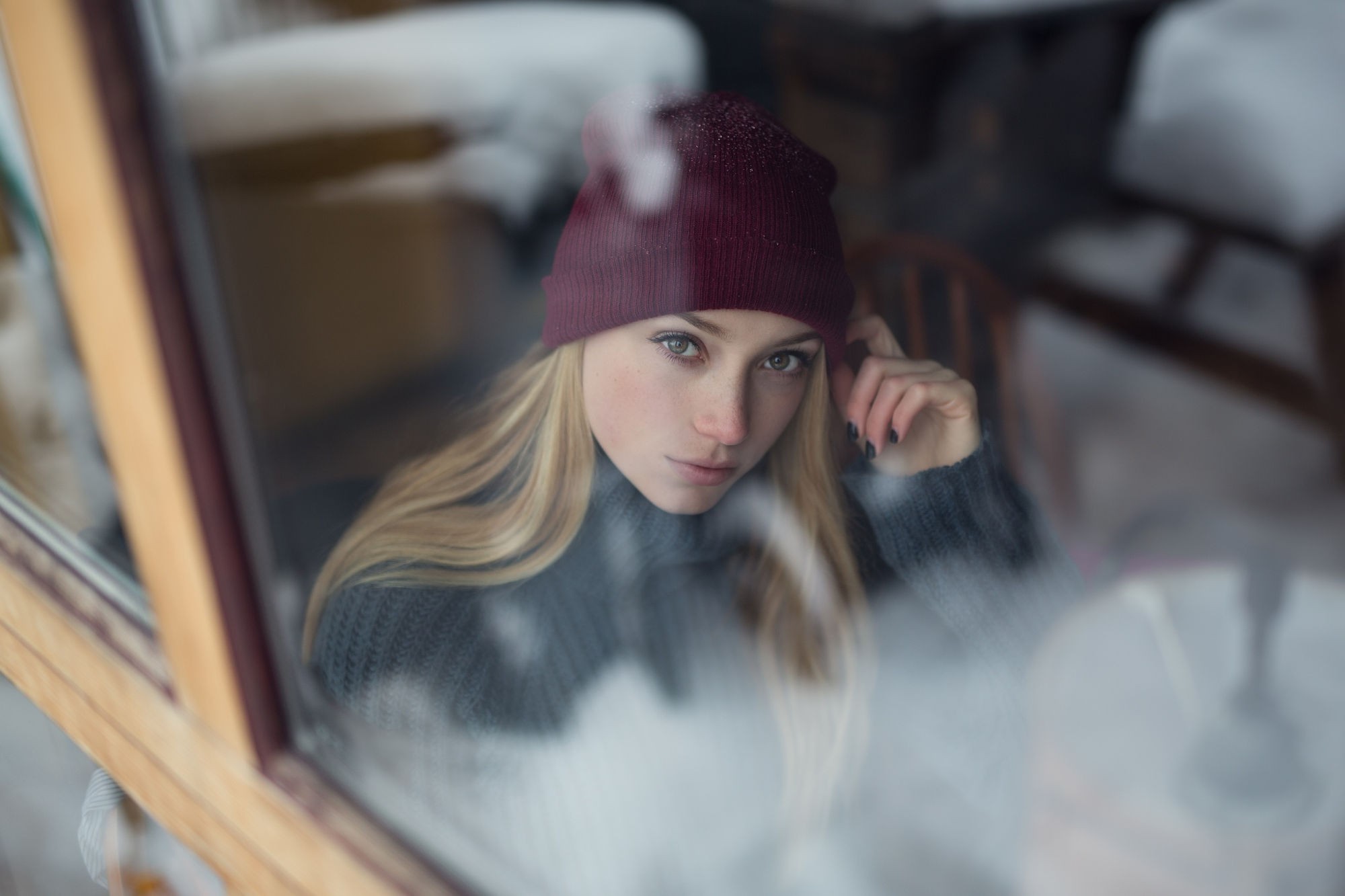 Women Blonde Looking At Viewer Window Beanie Black Nails Sweater Jesse Herzog Looking Out Window Loo 2000x1333