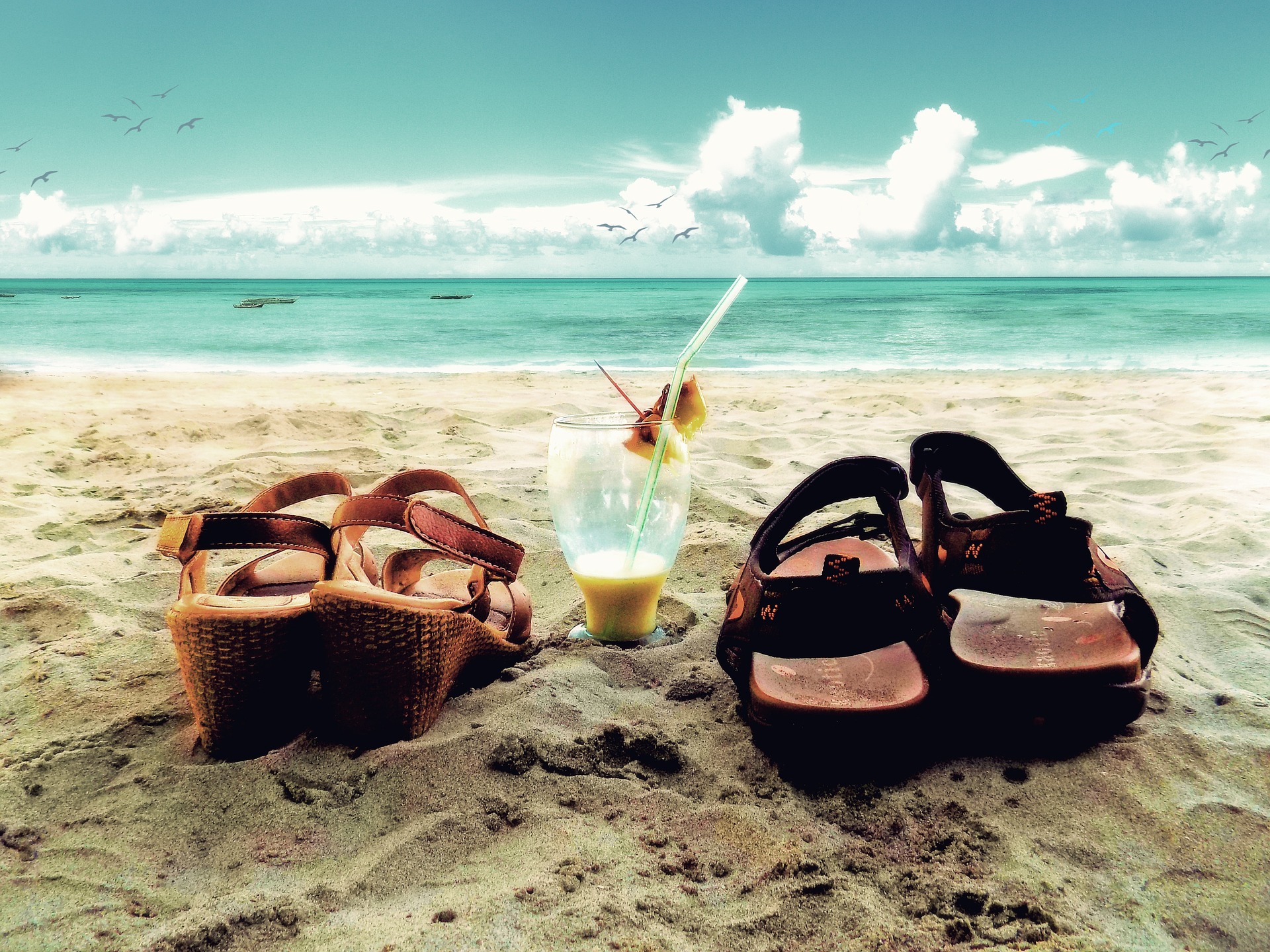 Holiday Sandal Shoe Beach Drink Glass Romantic Horizon 1920x1440