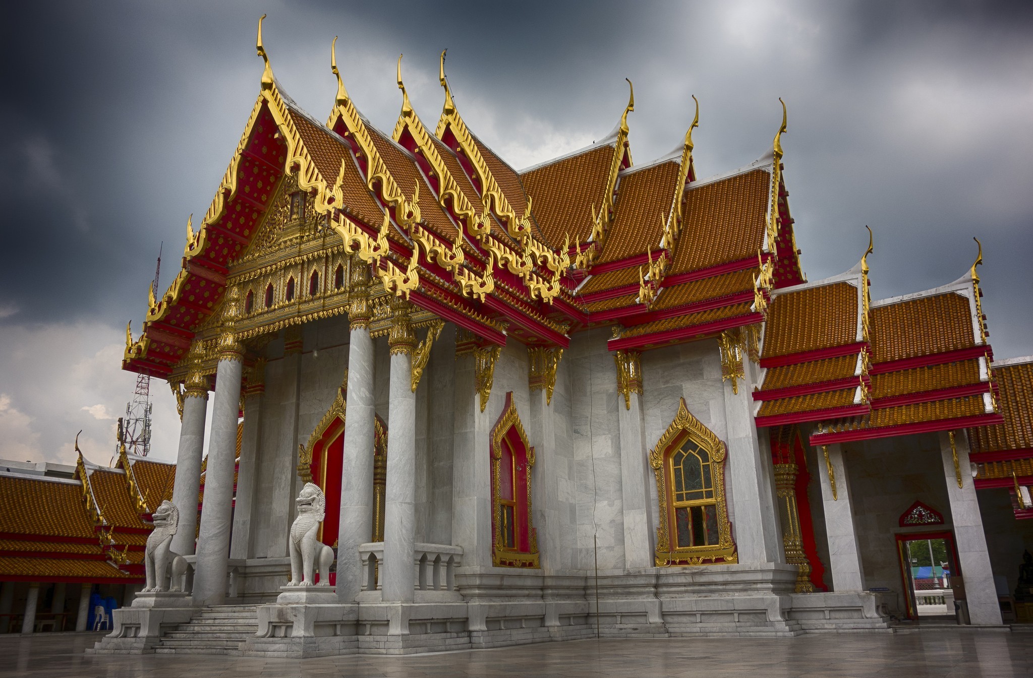Thailand Temple Pagoda 2048x1345