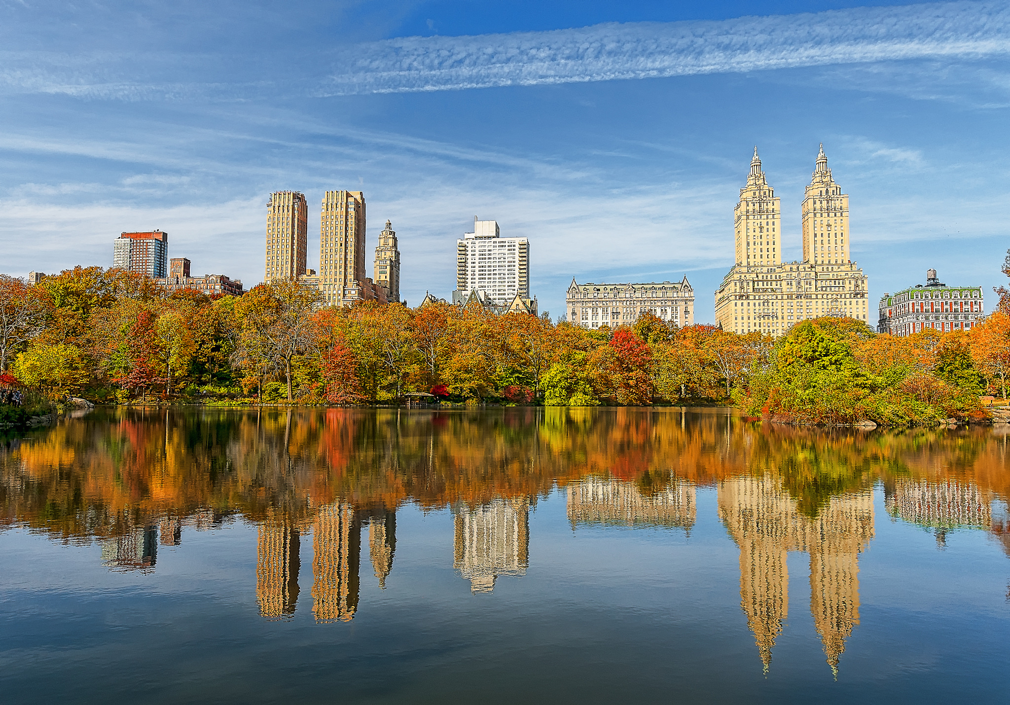 Central Park Tree New York Water Tautumn USA Reflection Building 2048x1430