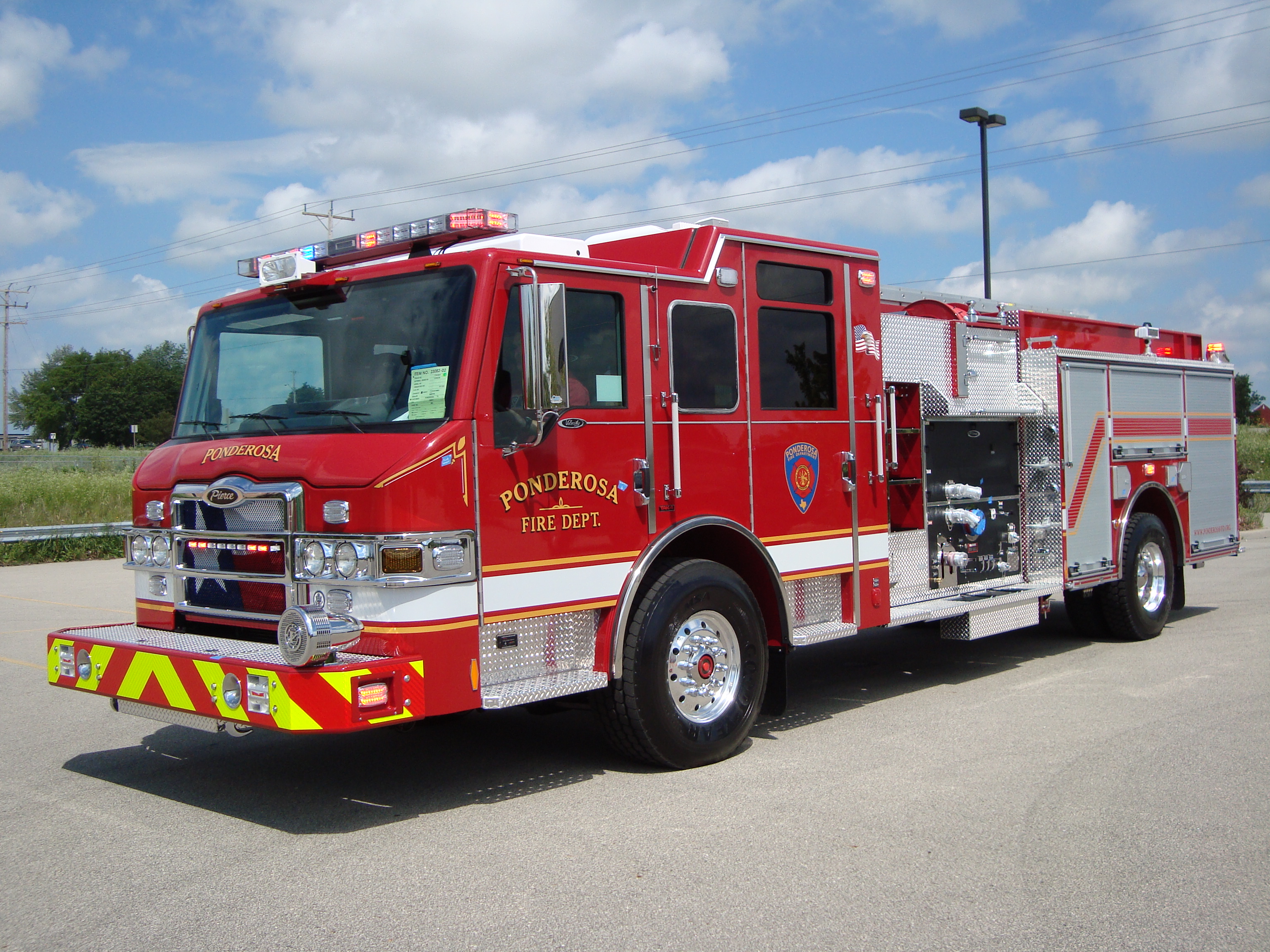 Truck Fire Truck Fire Engine 3072x2304