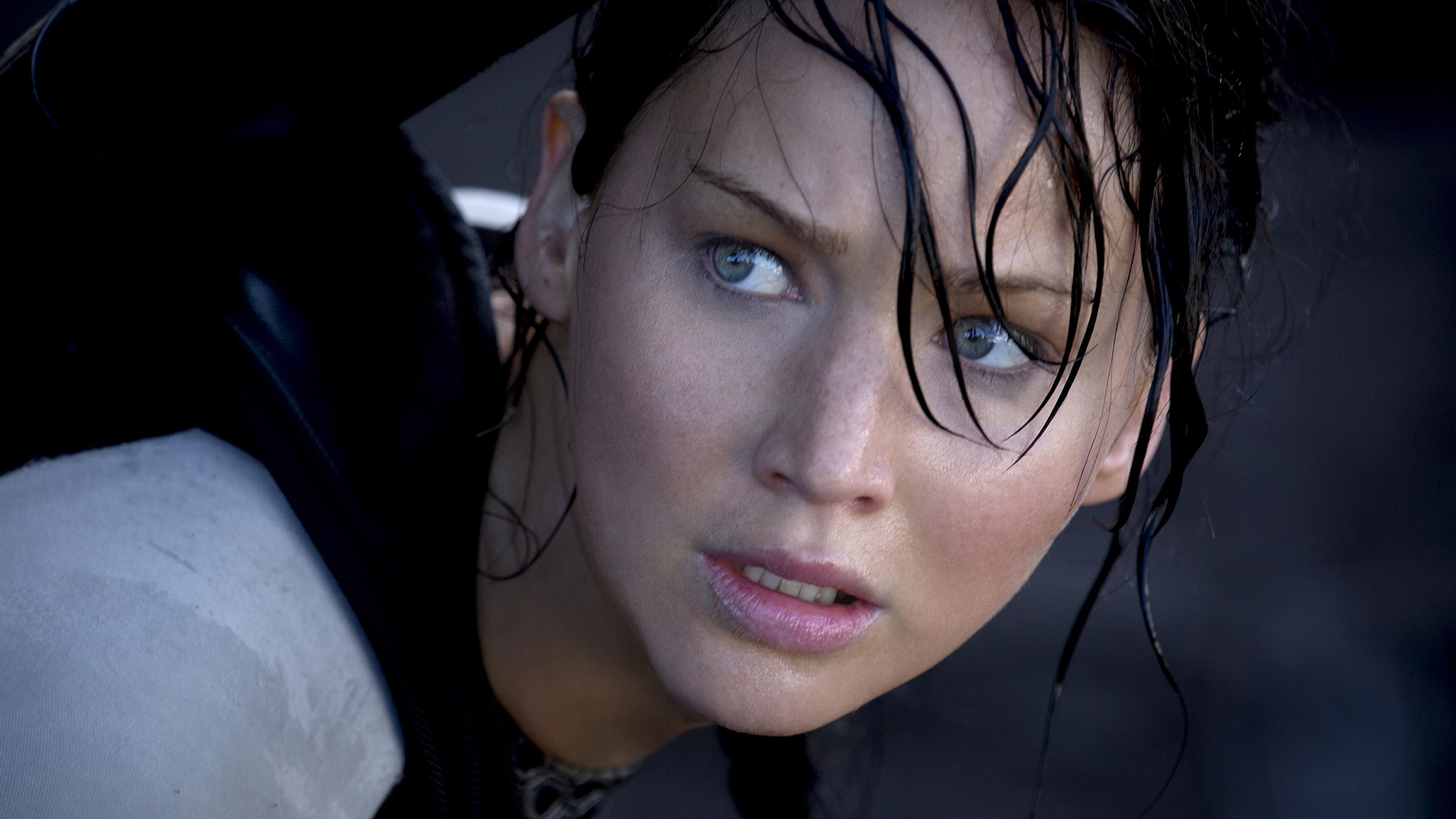 Jennifer Lawrence Katniss Everdeen 2050x1153