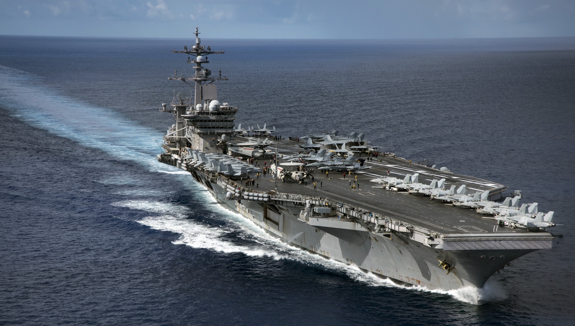 USS Carl Vinson CVN 70 Warship Aircraft Carrier 2000x1133