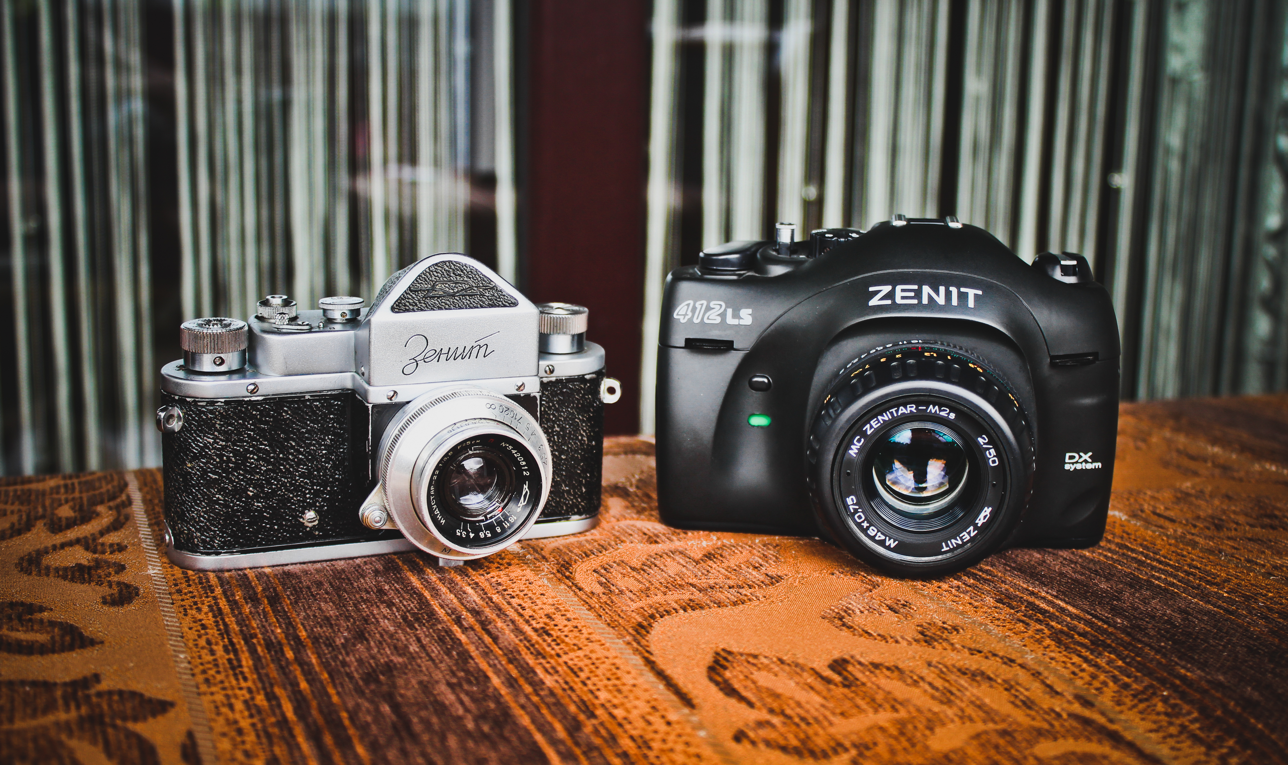 Camera Zenit Brand 4987x2961