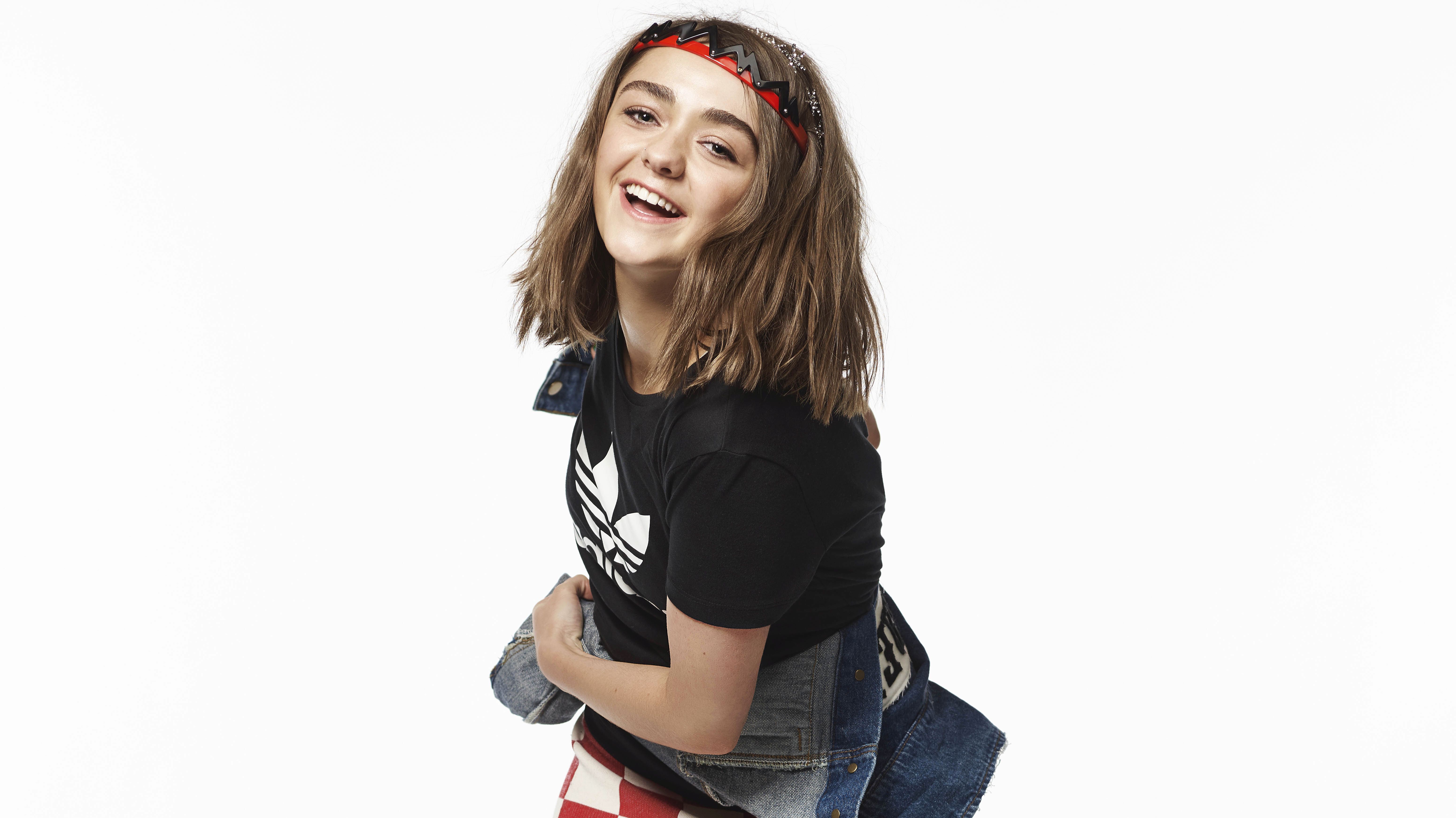 Maisie Williams Brunette British Actress Denim Smile 6201x3482