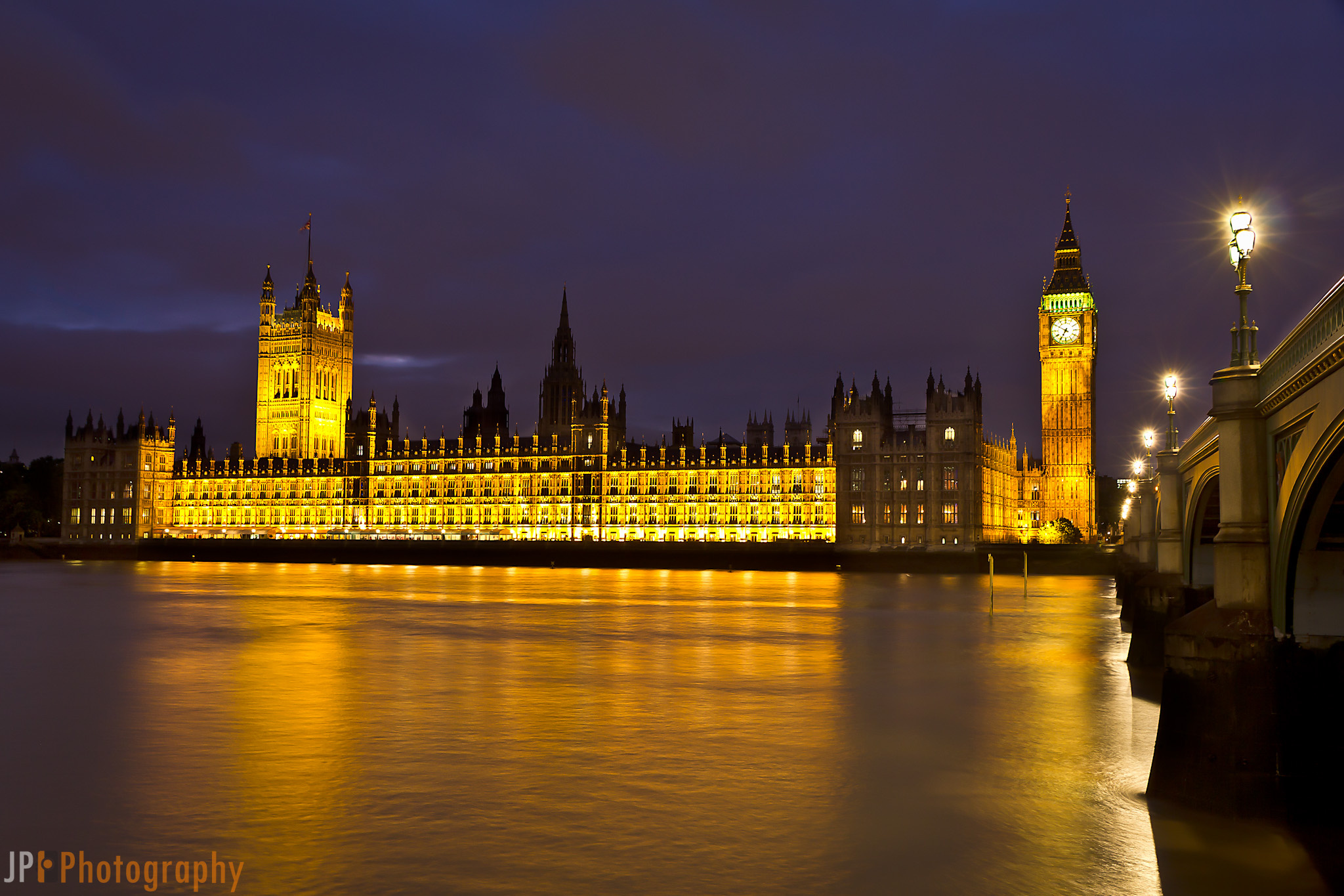 Man Made Big Ben 2048x1365