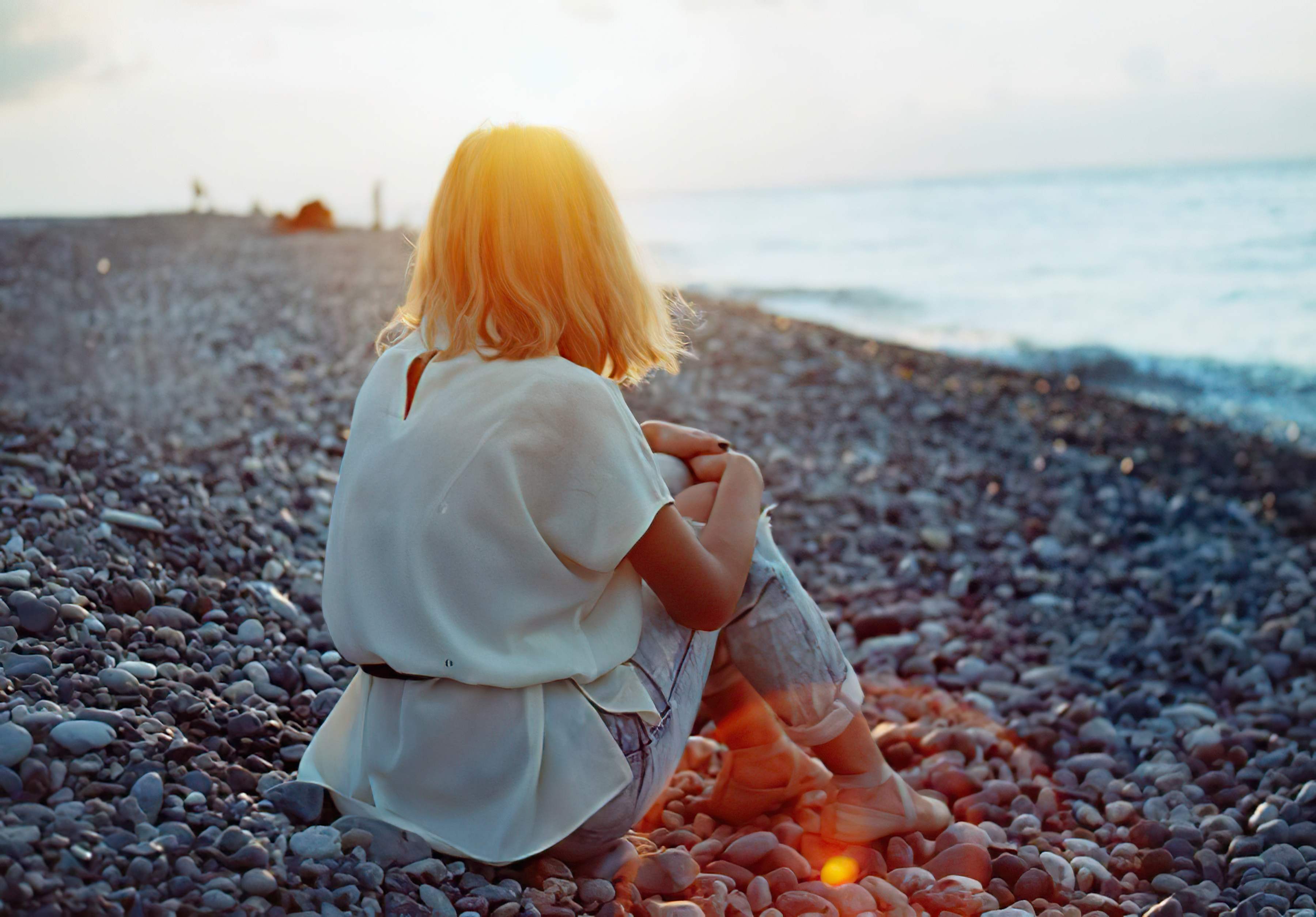 Sunset Water Rocks Emotions Women Waves Sunlight People Photography Shore Coast Sitting Depth Of Fie 3600x2508