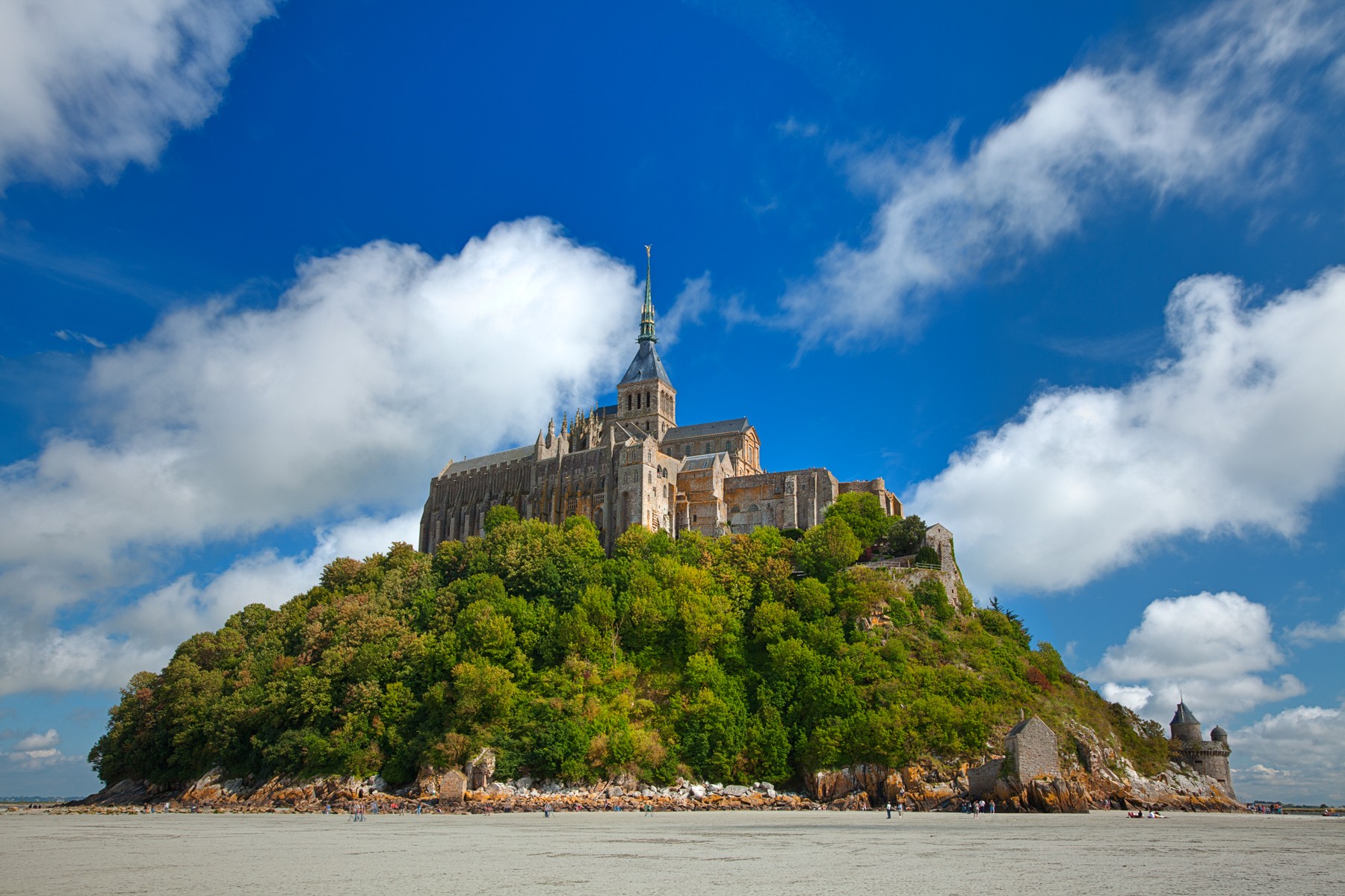 Religious Mont Saint Michel 1800x1200