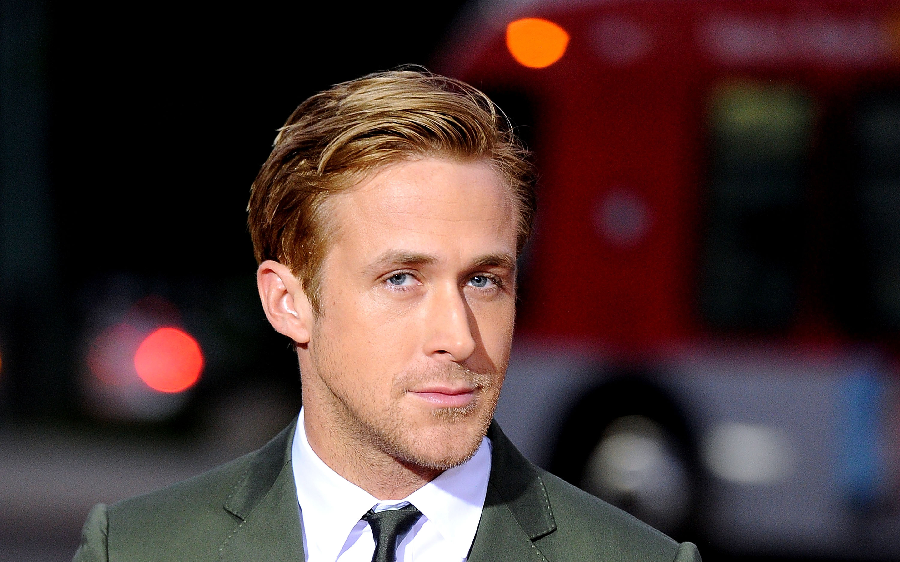 Actor Canadian Ryan Gosling 2880x1800