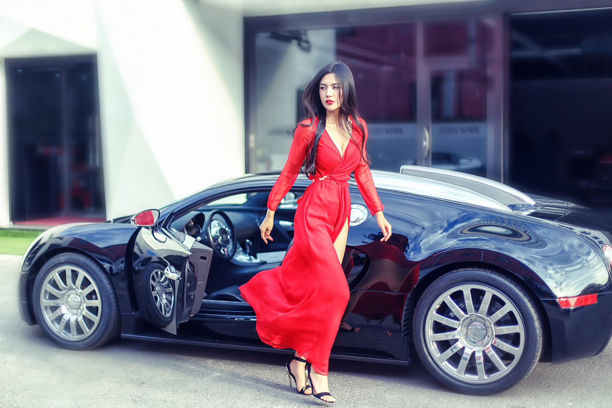 Model Woman Asian Car Bugatti Veyron 2048x1365