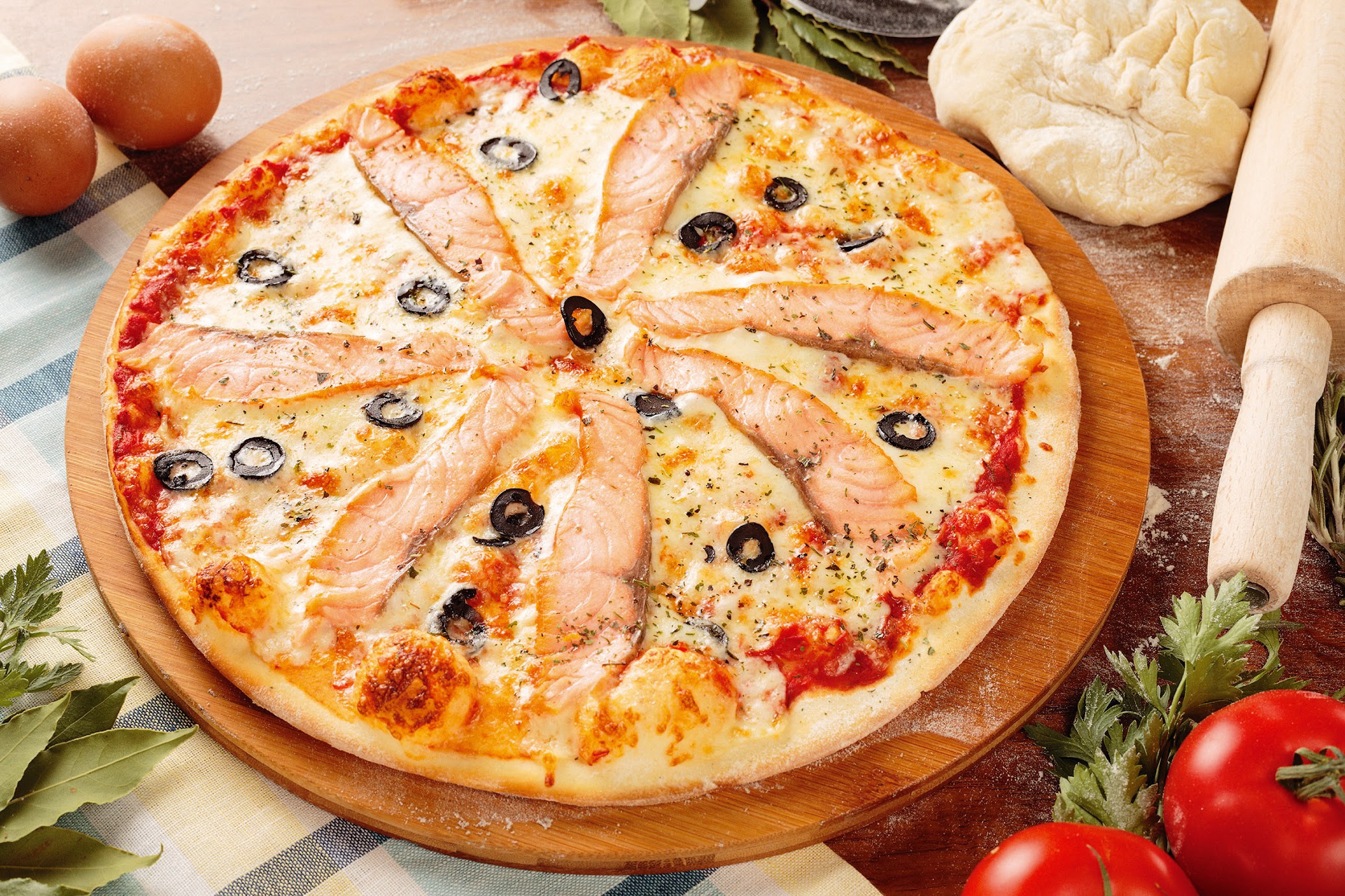 Olives Food Salmon Cheese Pizza 2073x1382