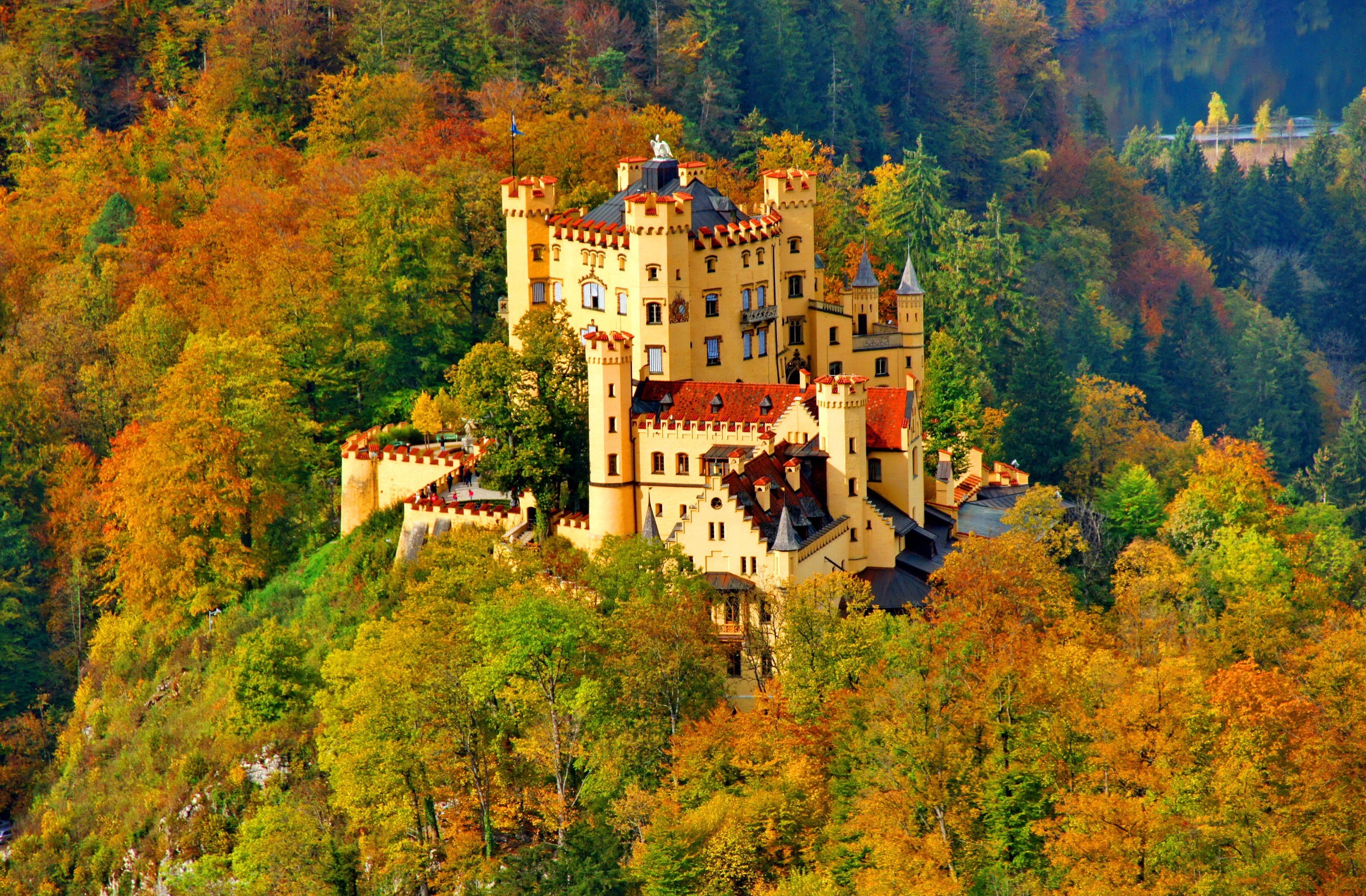 Castle Fall Hohenschwangau Castle 2592x1700