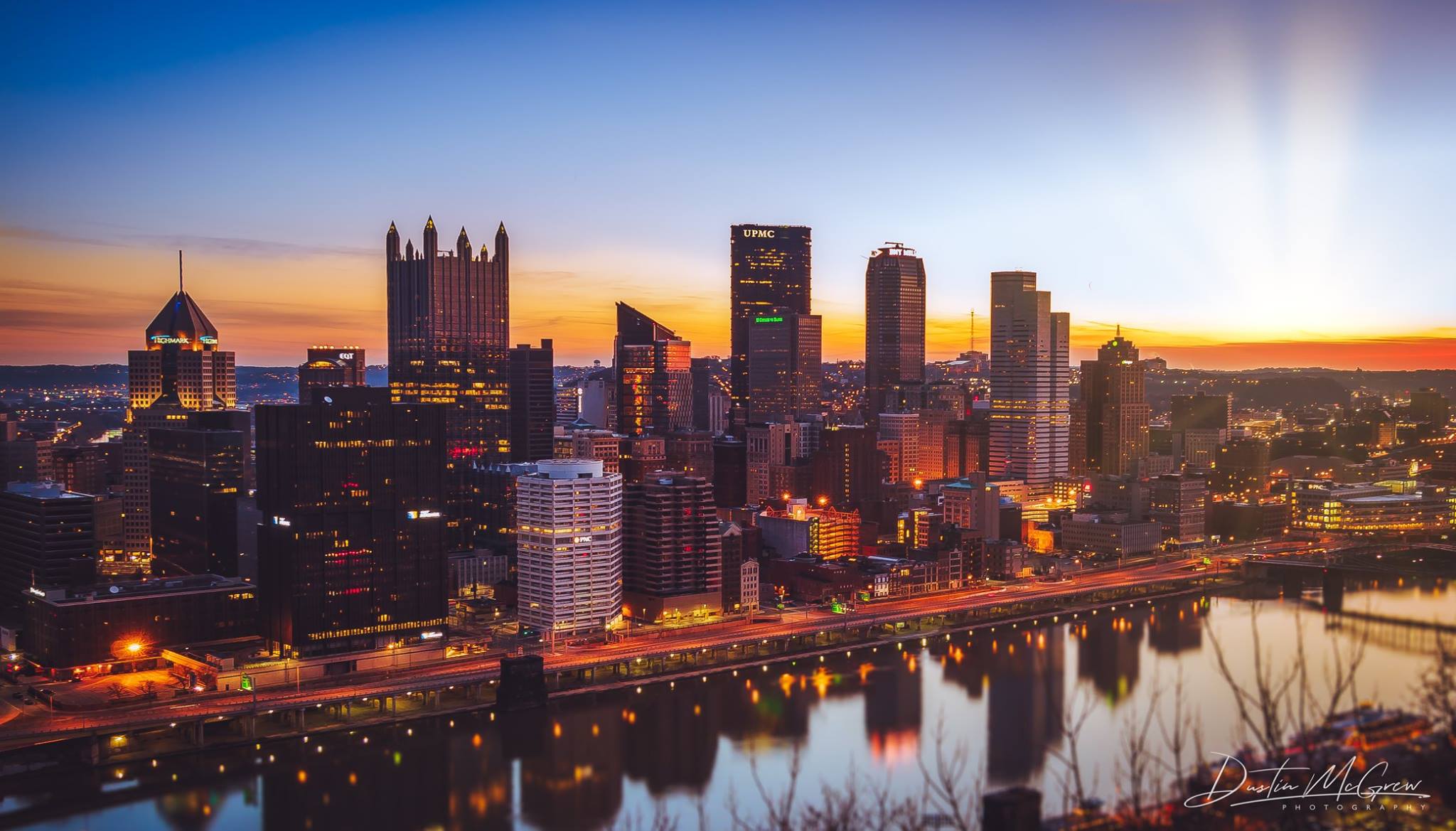 Pittsburgh Pennsylvania City 2048x1169