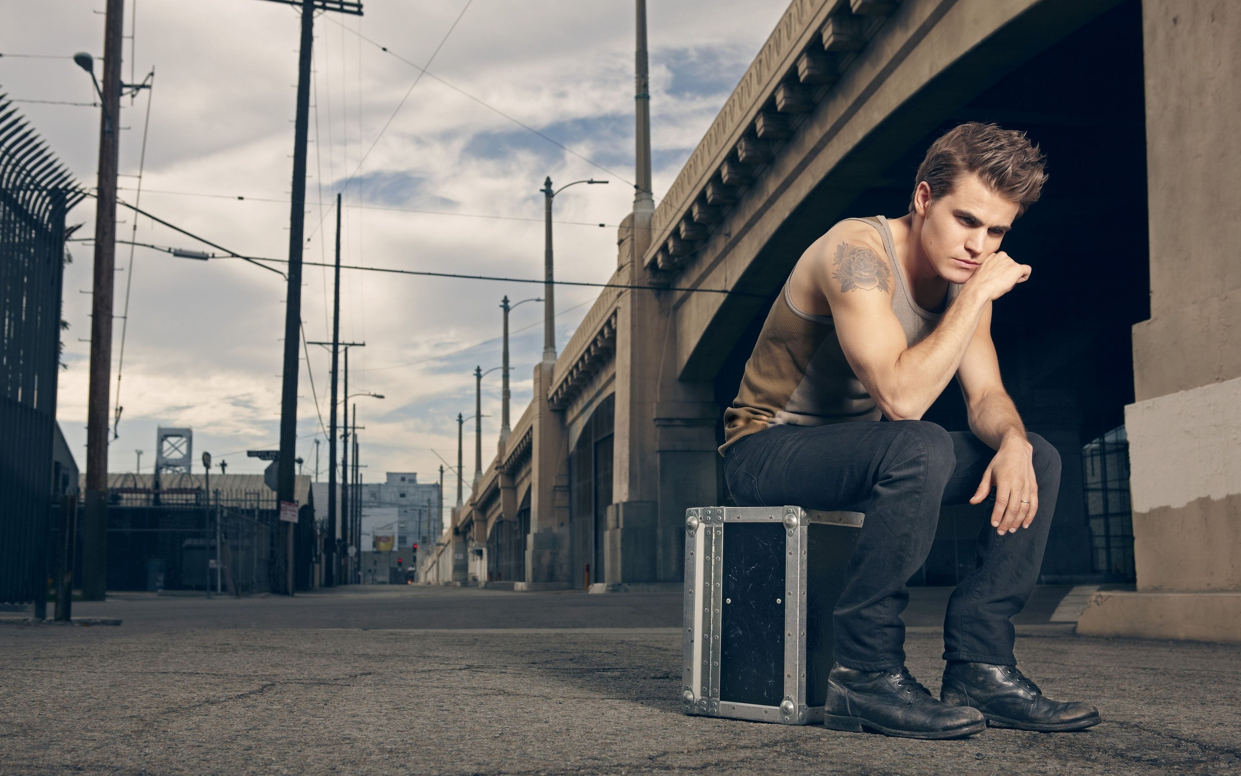 Paul Wesley 2560x1600