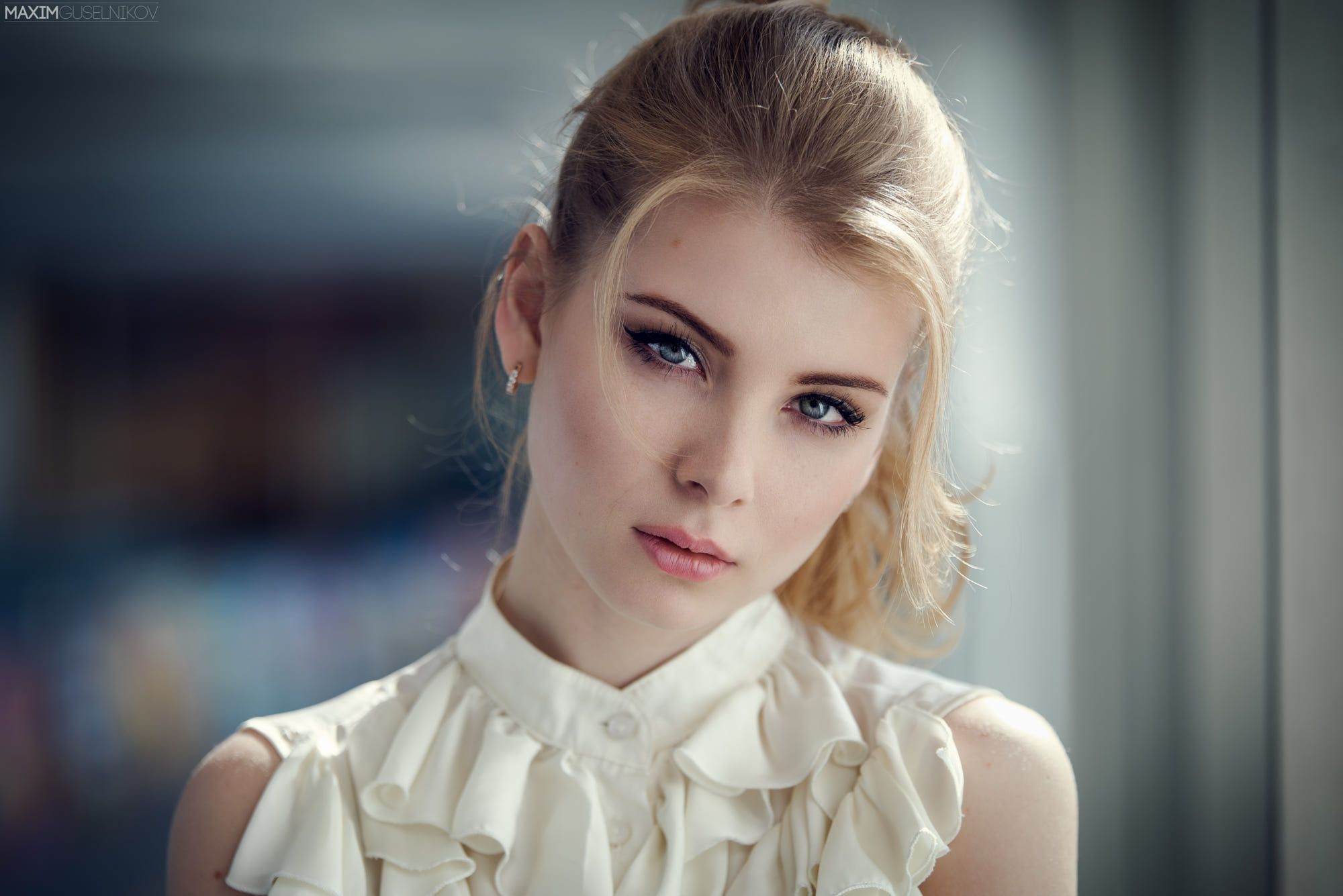 Irina Popova Women Blue Eyes Portrait Face Model 2000x1335