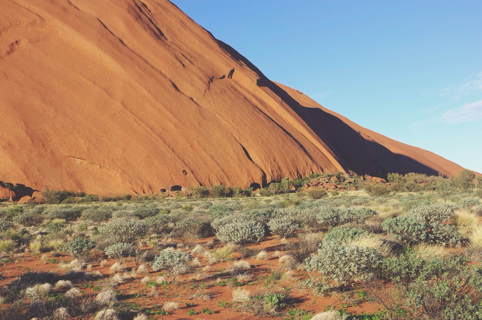 Desert Ayers Rock Australia 1626x1080