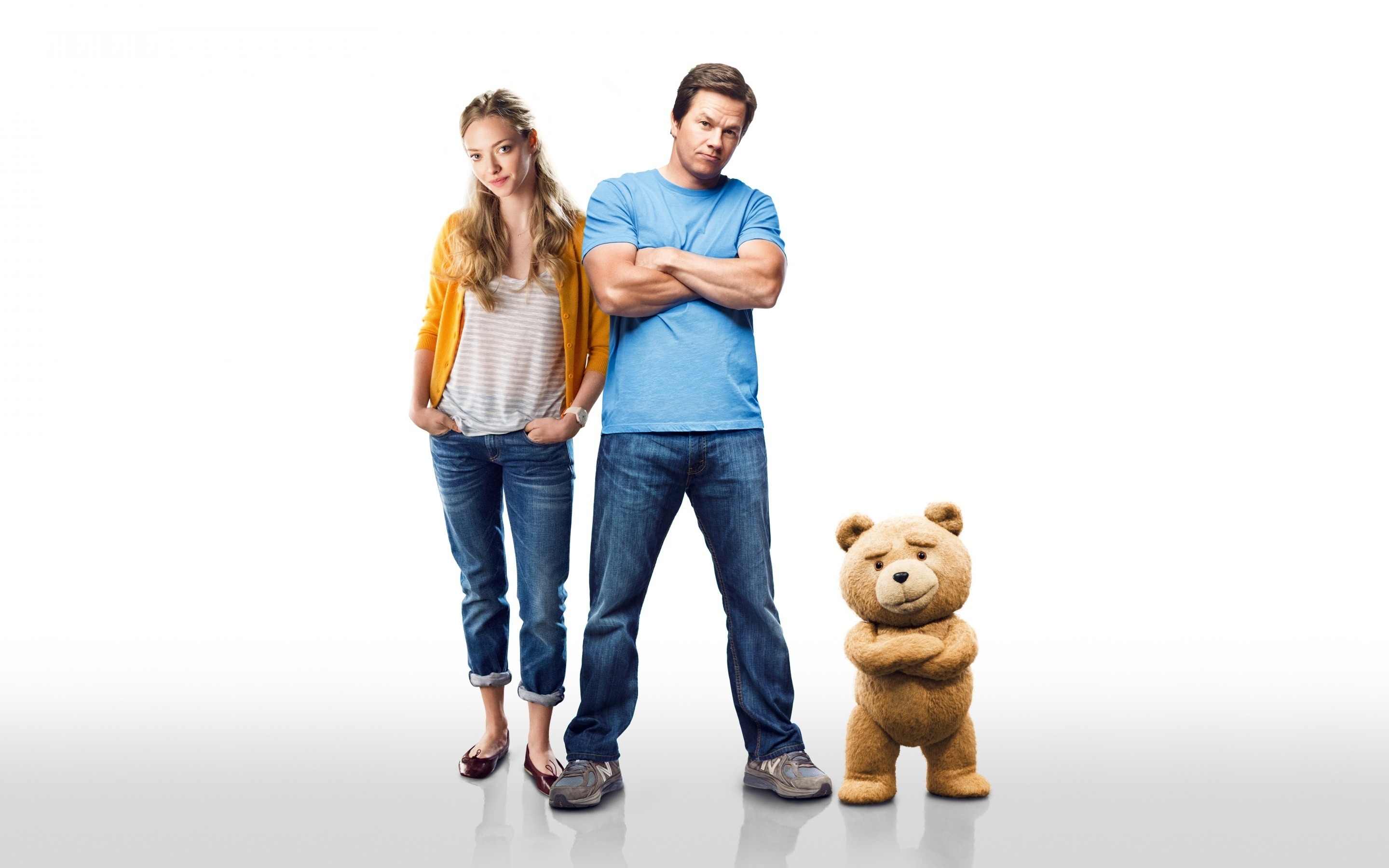 Amanda Seyfried Mark Wahlberg Ted Movie Character Teddy Bear 2880x1800
